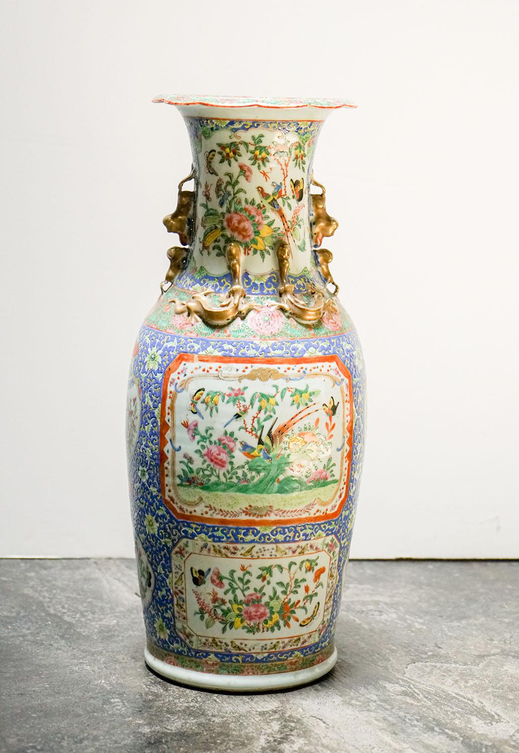 Pair of Large Chinese Porcelain Rose Canton Vases For Sale 2