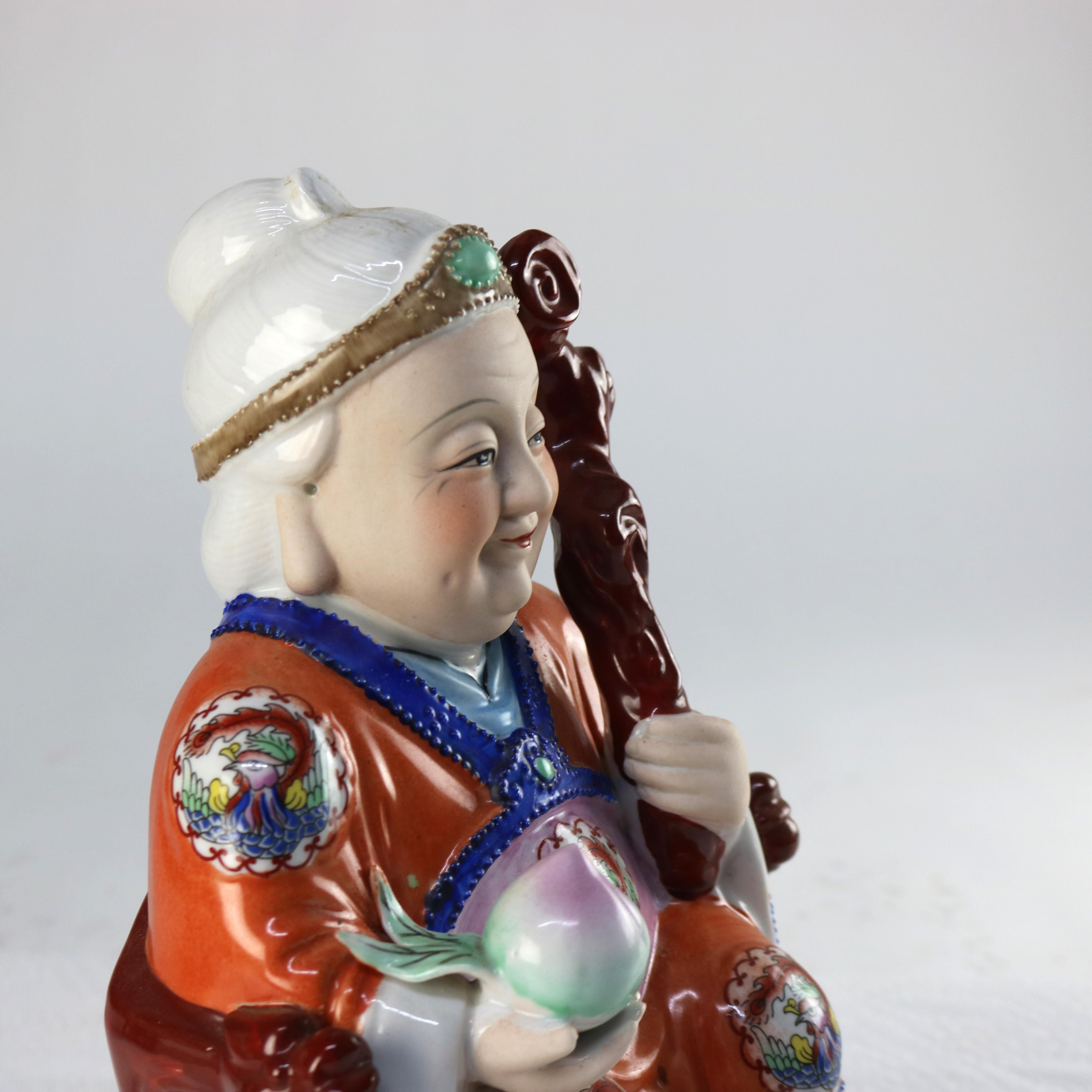 Coppia di grandi figure di divinità sedute in porcellana cinese del XX secolo in vendita 1