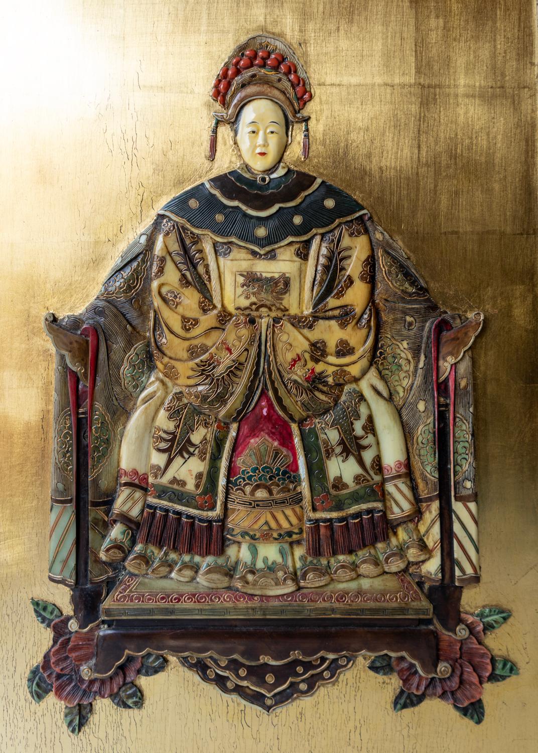 Pair of Large Chinese Shoushan Carved Hardstone Emperor & Empress Portraits In Good Condition For Sale In Bristol, GB