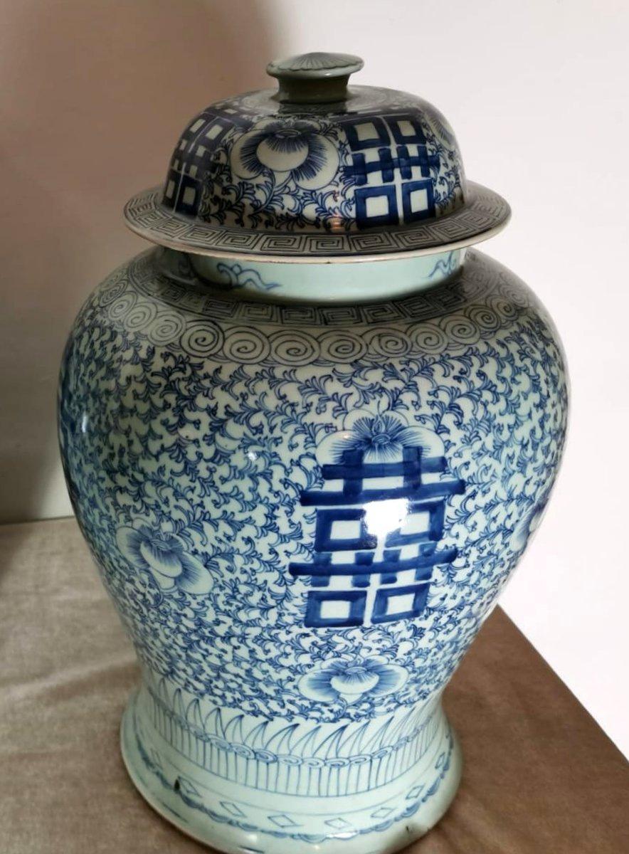 chinese vases with lids