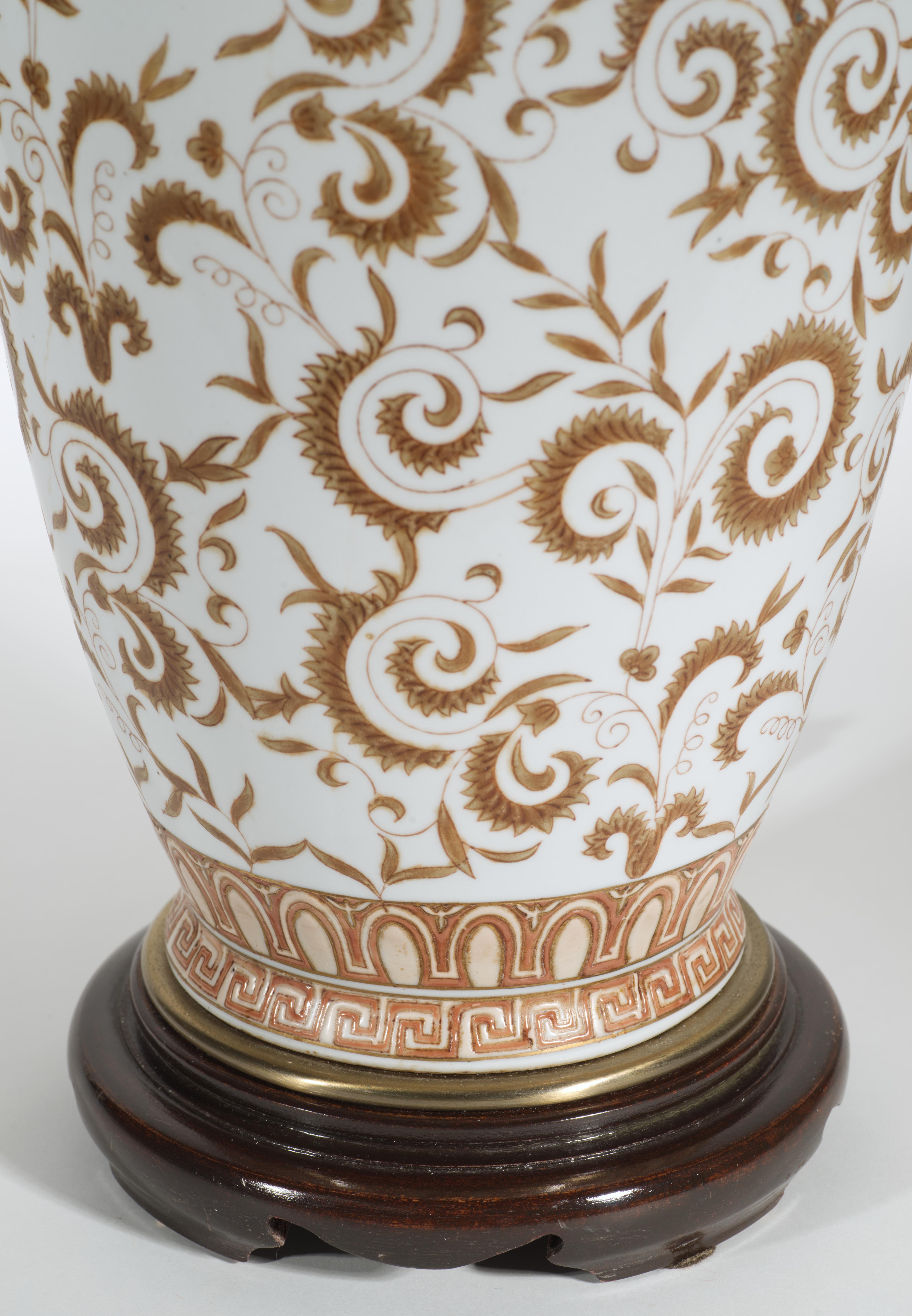 Brass Pair of Large Chinoiserie Urn Table Lamps Hand-painted Vintage For Sale