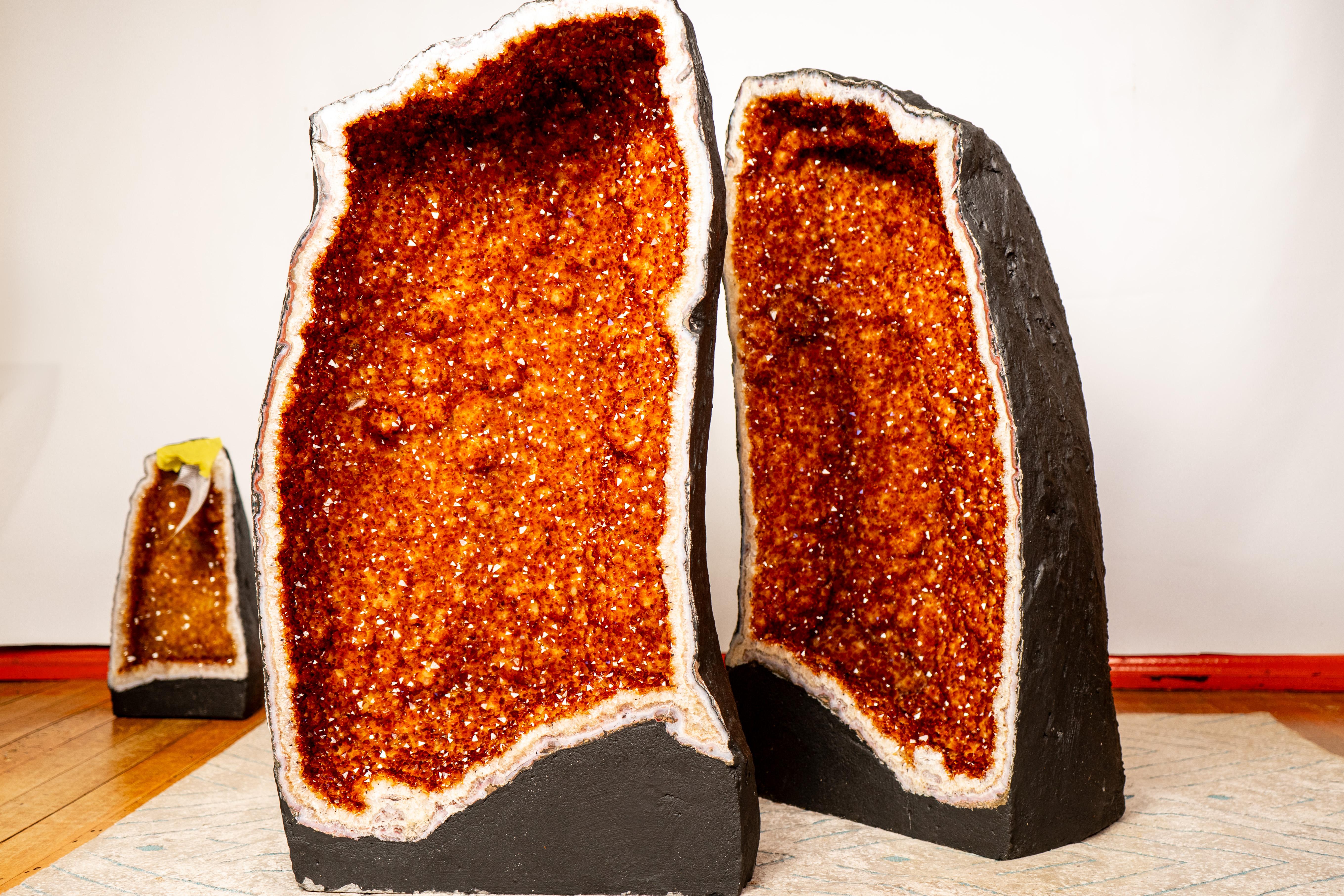 Pair of Large Citrine Cathedral Geodes In New Condition For Sale In Ametista Do Sul, BR
