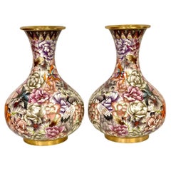 Coppia di grandi vasi cloisonné