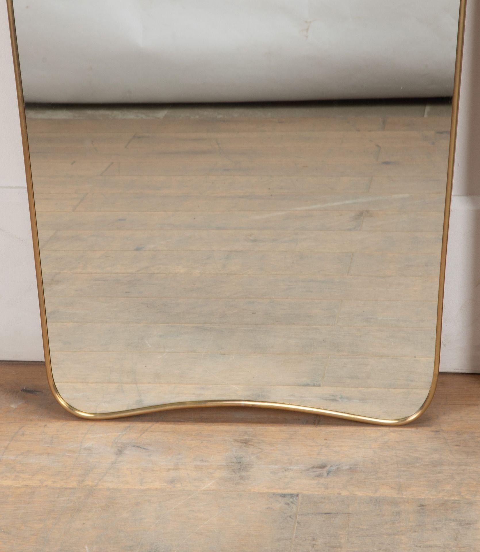 Paire de grands miroirs italiens contemporains en laiton Bon état - En vente à Gloucestershire, GB