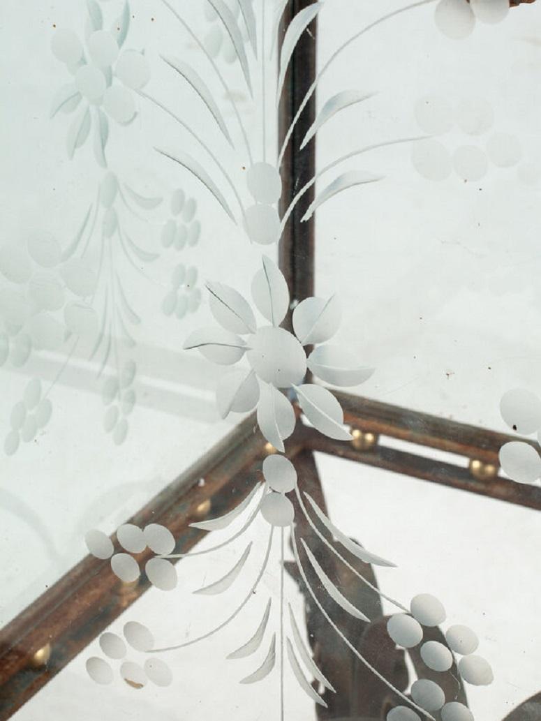 Pair of Large Continental Wrought Iron and Etched Glass Lanterns, 20th Century For Sale 4