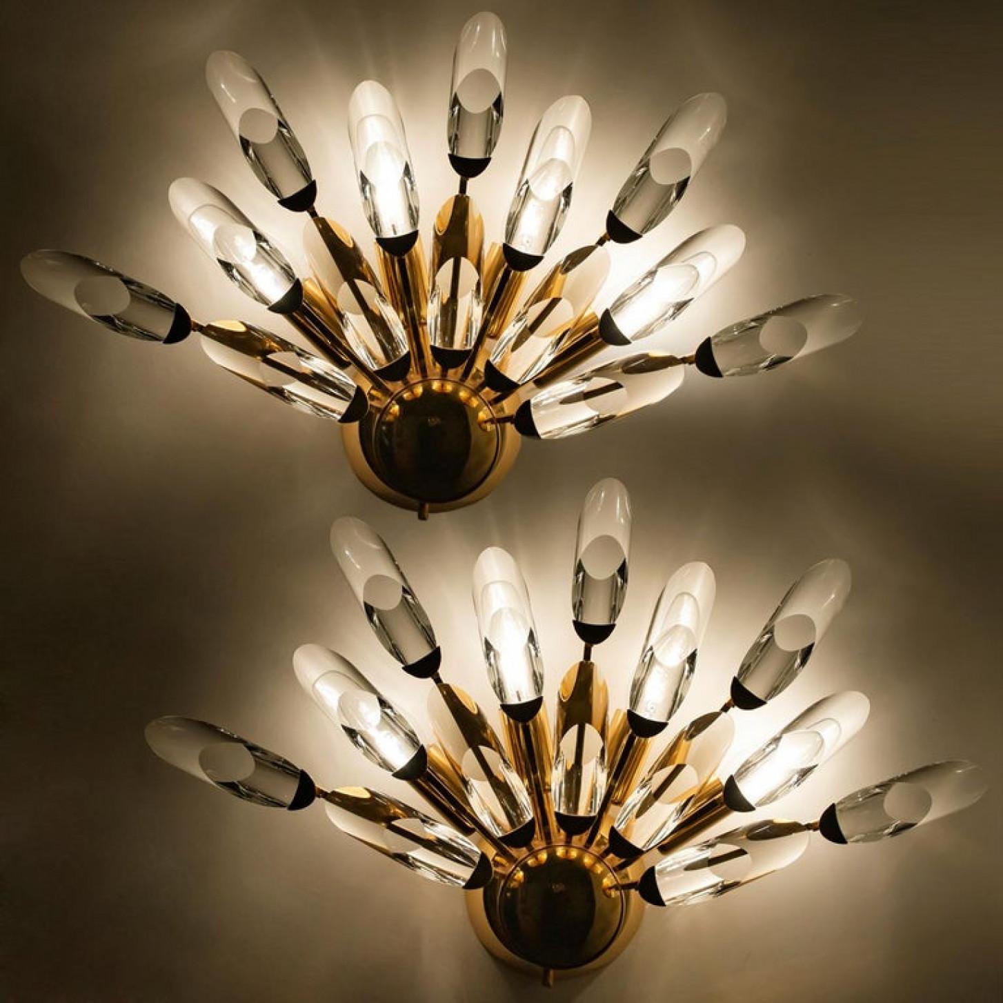Gilt Pair of Large Crystal Gilded Brass Sconces y Oscar Torlasco for Stilkronen For Sale