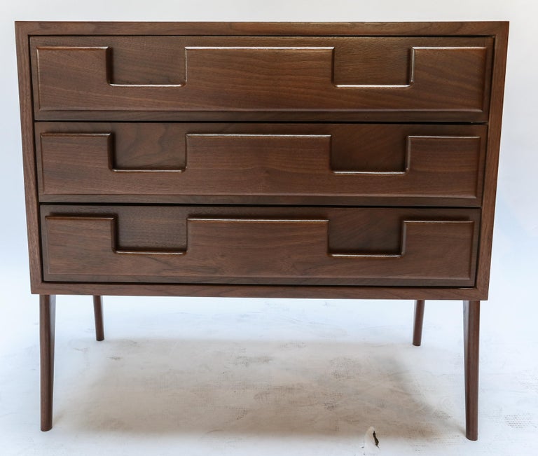 Pair of Large Custom 1960s Italian Style Walnut Nightstands by Adesso Imports For Sale 4