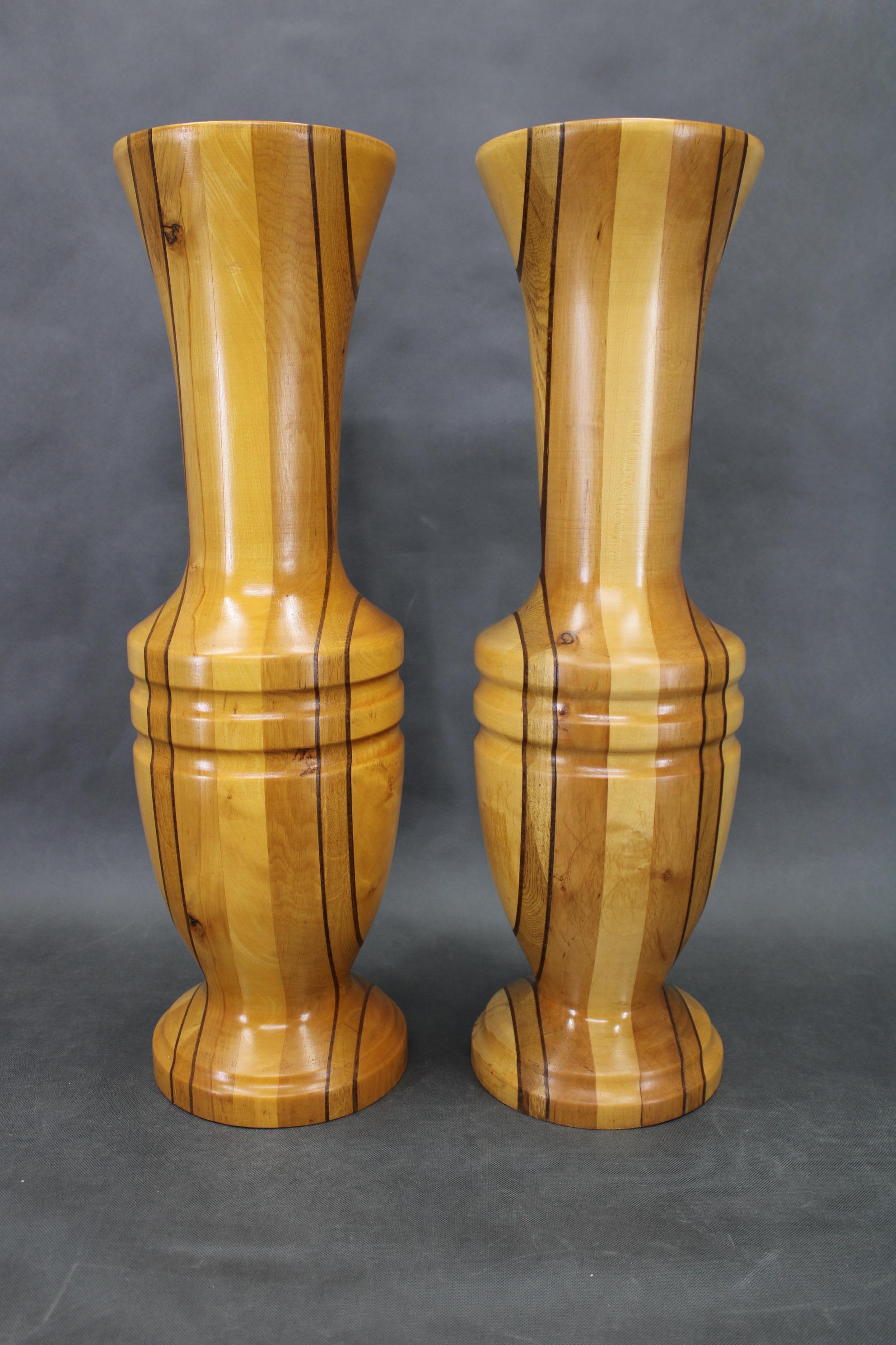 Pair of Large Czechoslovakian Wooden Vases, Mixed Woods, 1960s In Good Condition For Sale In Praha, CZ