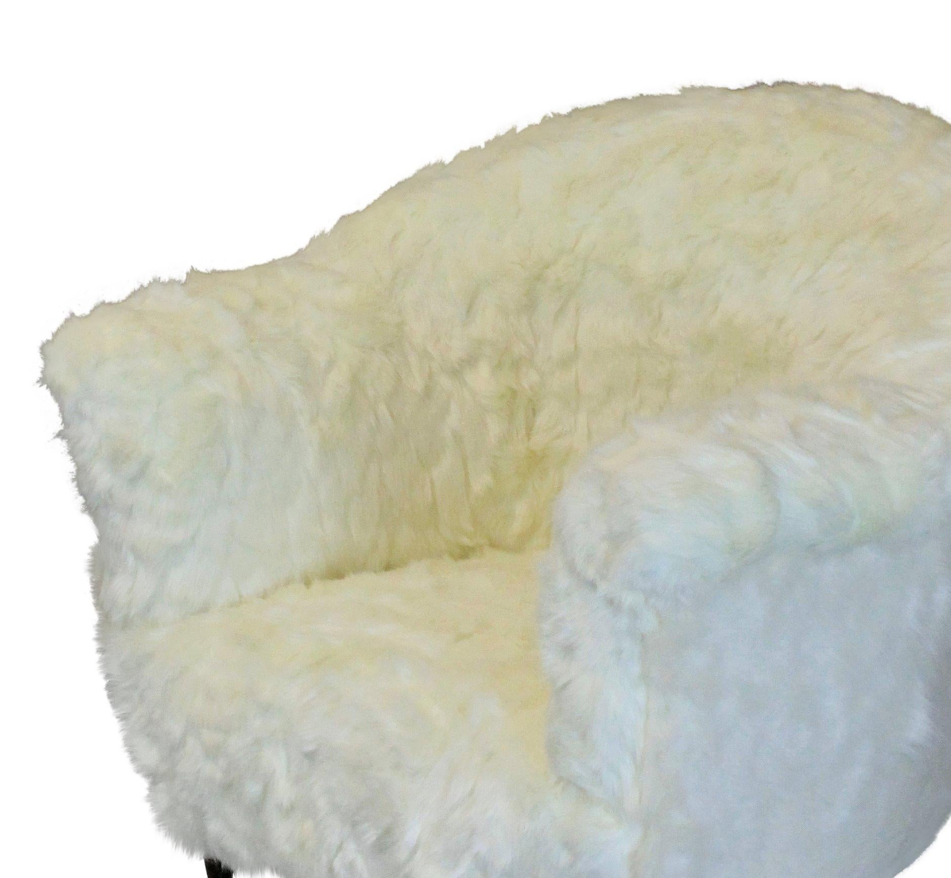 Pair of Large Danish Armchairs in Fur In Excellent Condition In London, GB