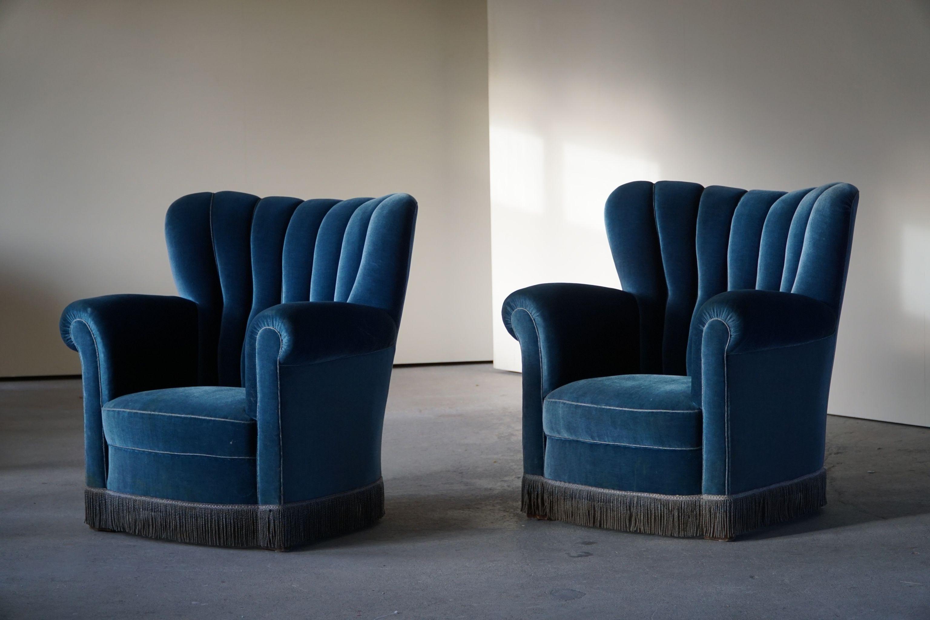 Pair of Large Danish Art Deco Lounge Chairs in Blue Velvet, Made in 1940s 5