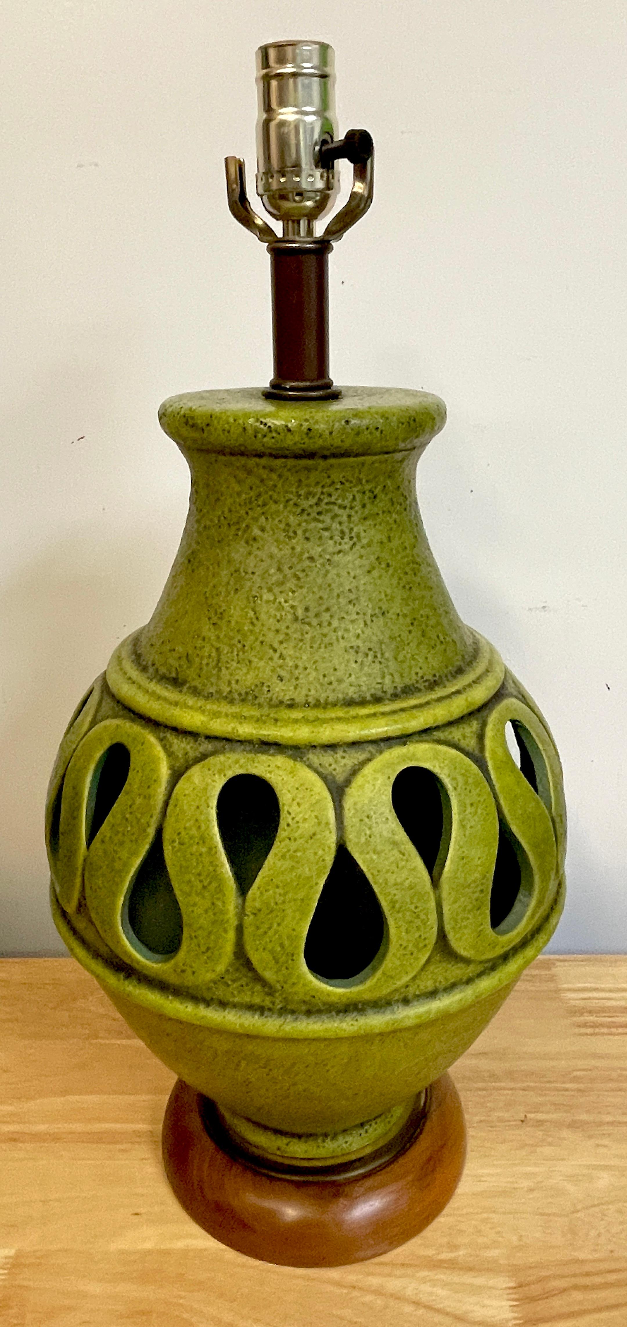 20th Century Pair of Large Danish Modern Green Monochrome Pottery Reticulated Lamps For Sale