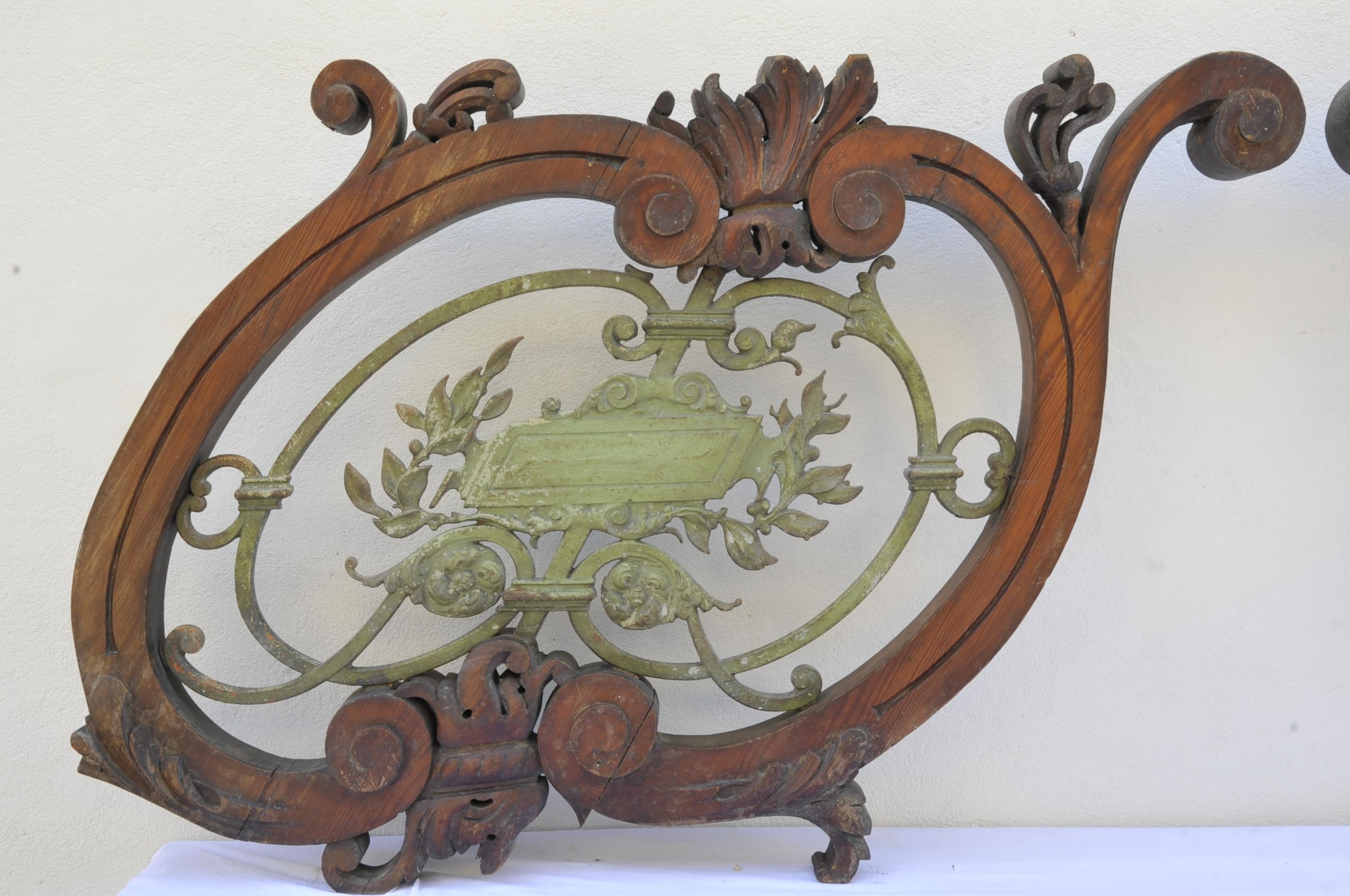 Art Nouveau Pair of Large Decorative Elements in Carved Wood and Wrought Iron For Sale