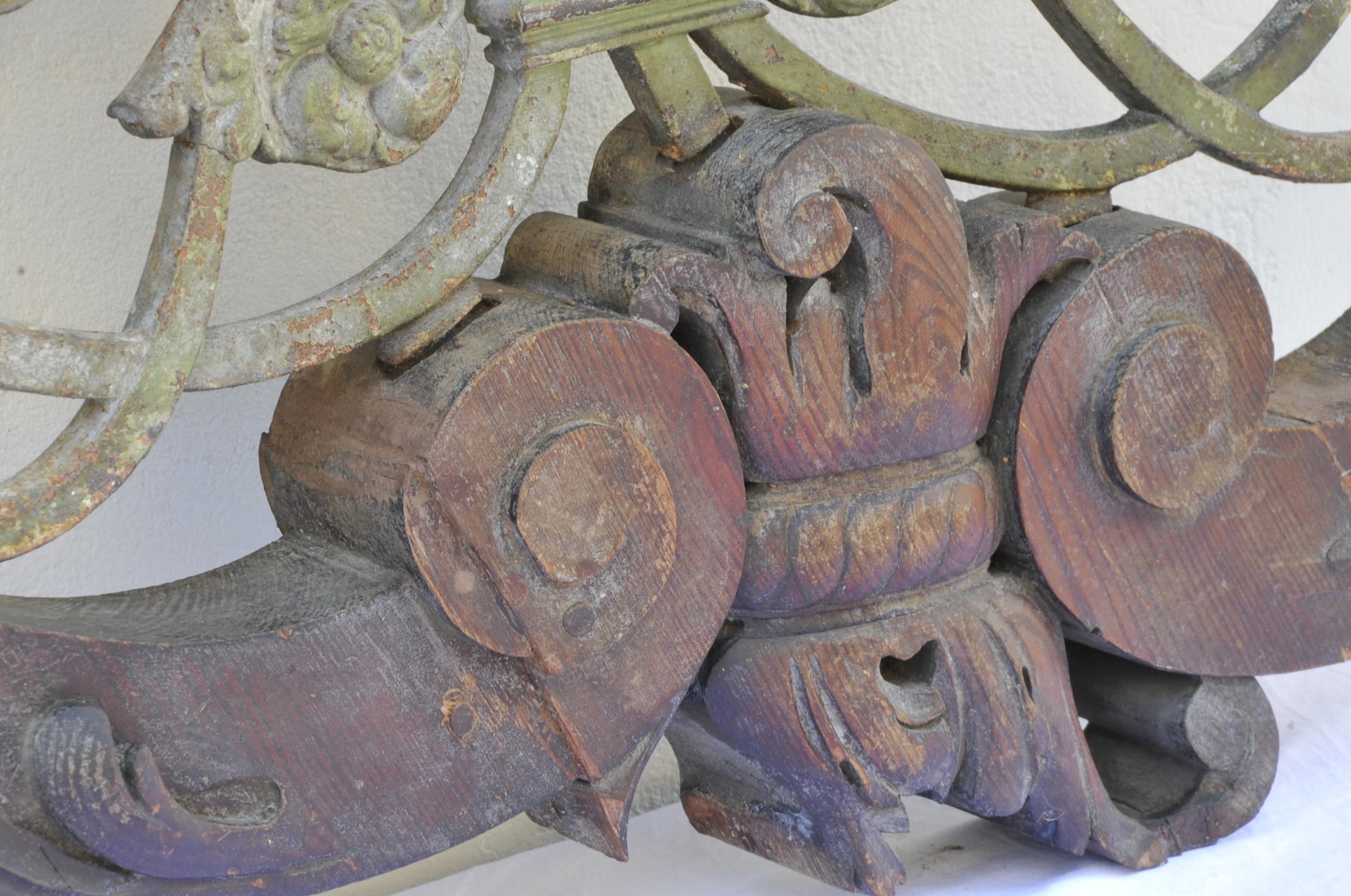 19th Century Pair of Large Decorative Elements in Carved Wood and Wrought Iron For Sale