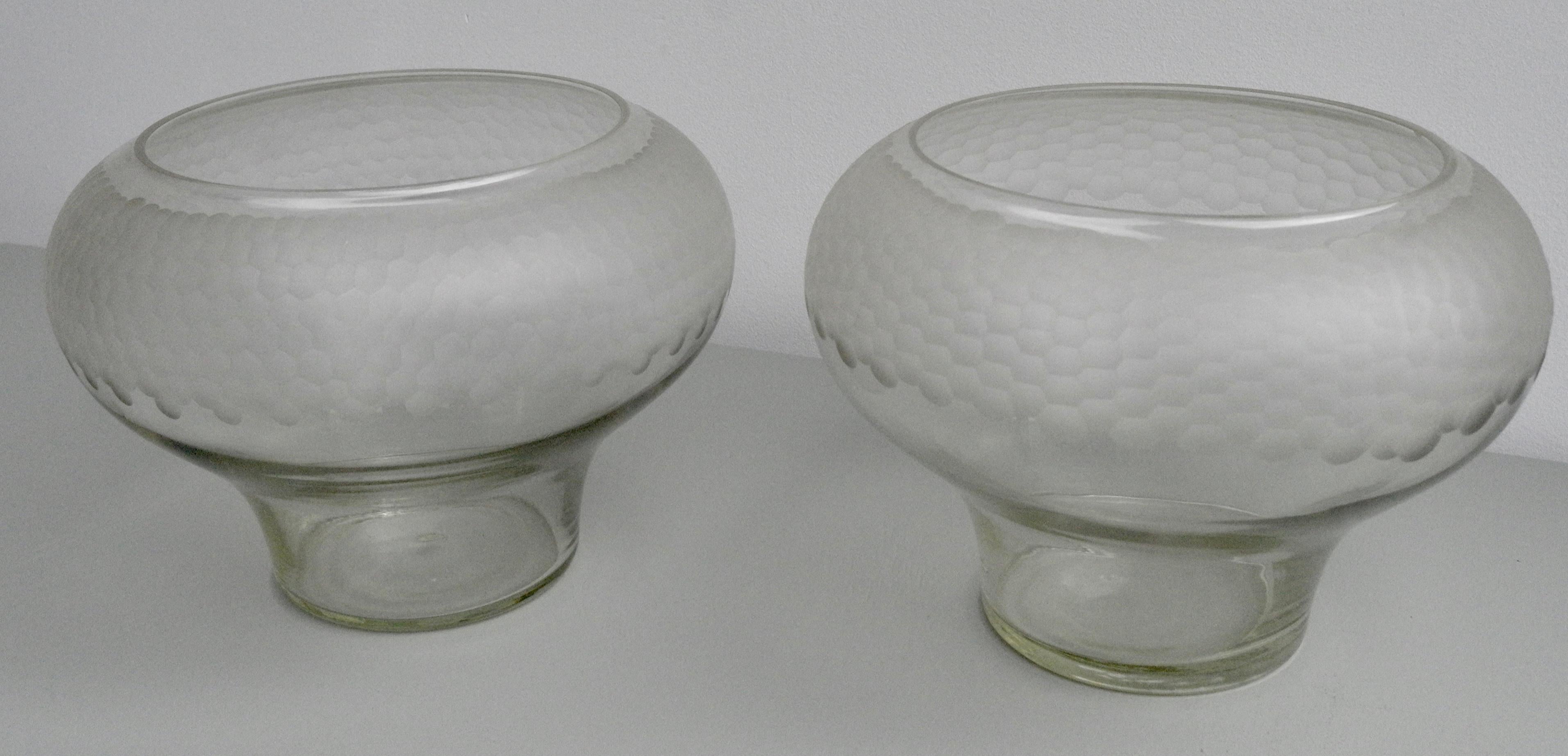 Mid-Century Modern Pair of Large Decorative Honeycomb Midcentury Glass Bowl Vases For Sale