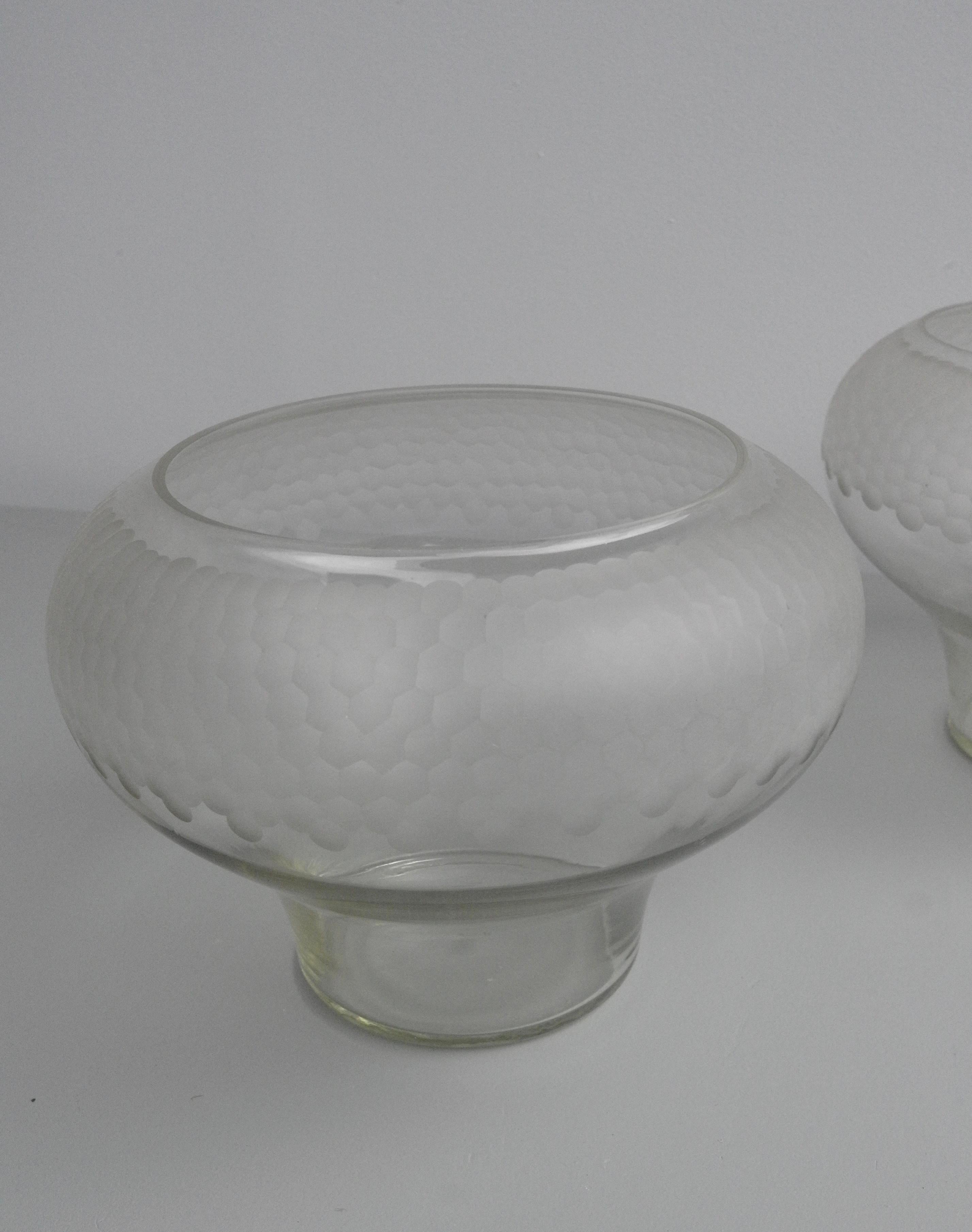 Pair of Large Decorative Honeycomb Midcentury Glass Bowl Vases For Sale 2