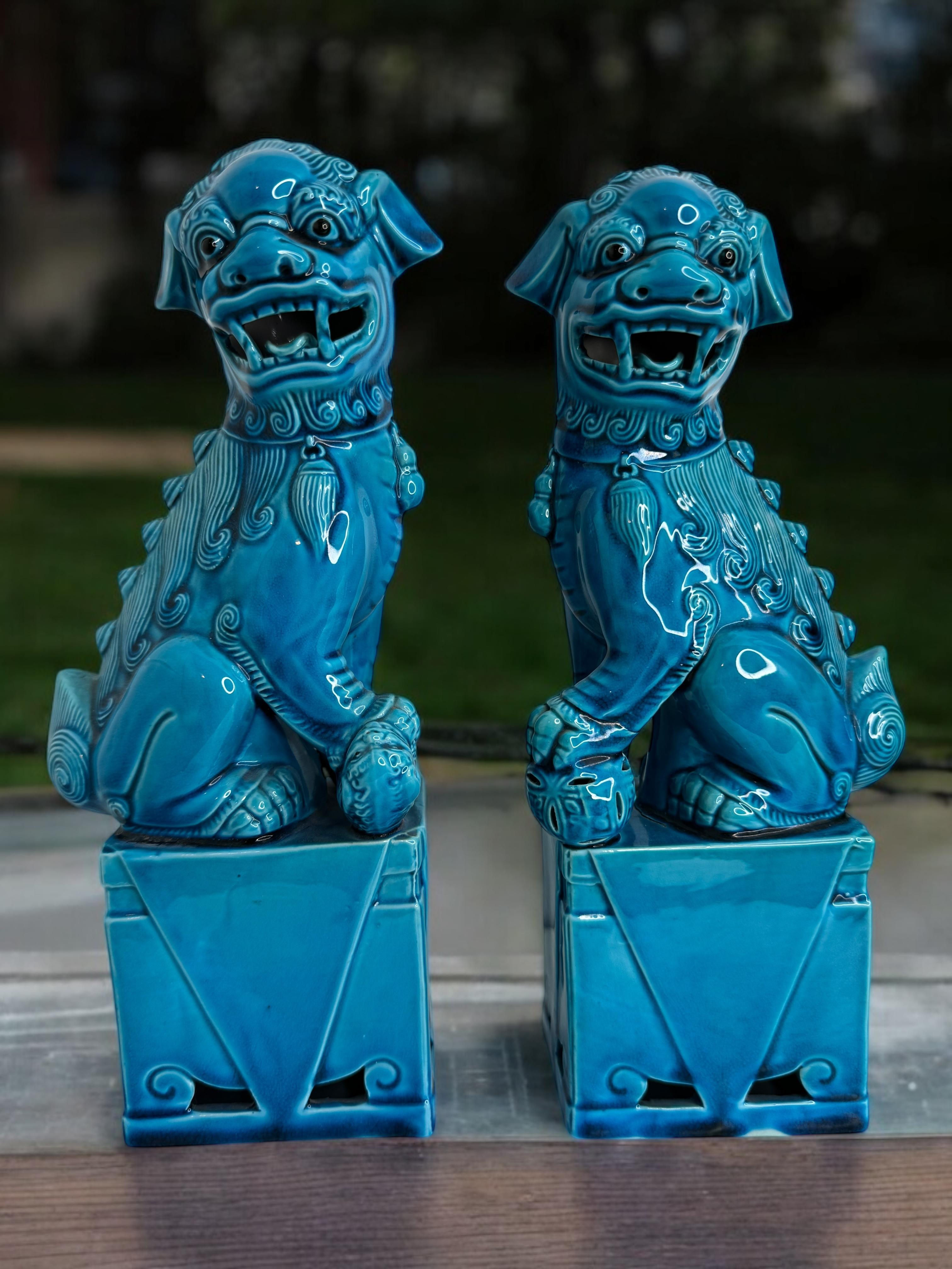 Pair of large Decorative Turquoise Blue Foo Dogs Sculptures, Ceramic Statue 1