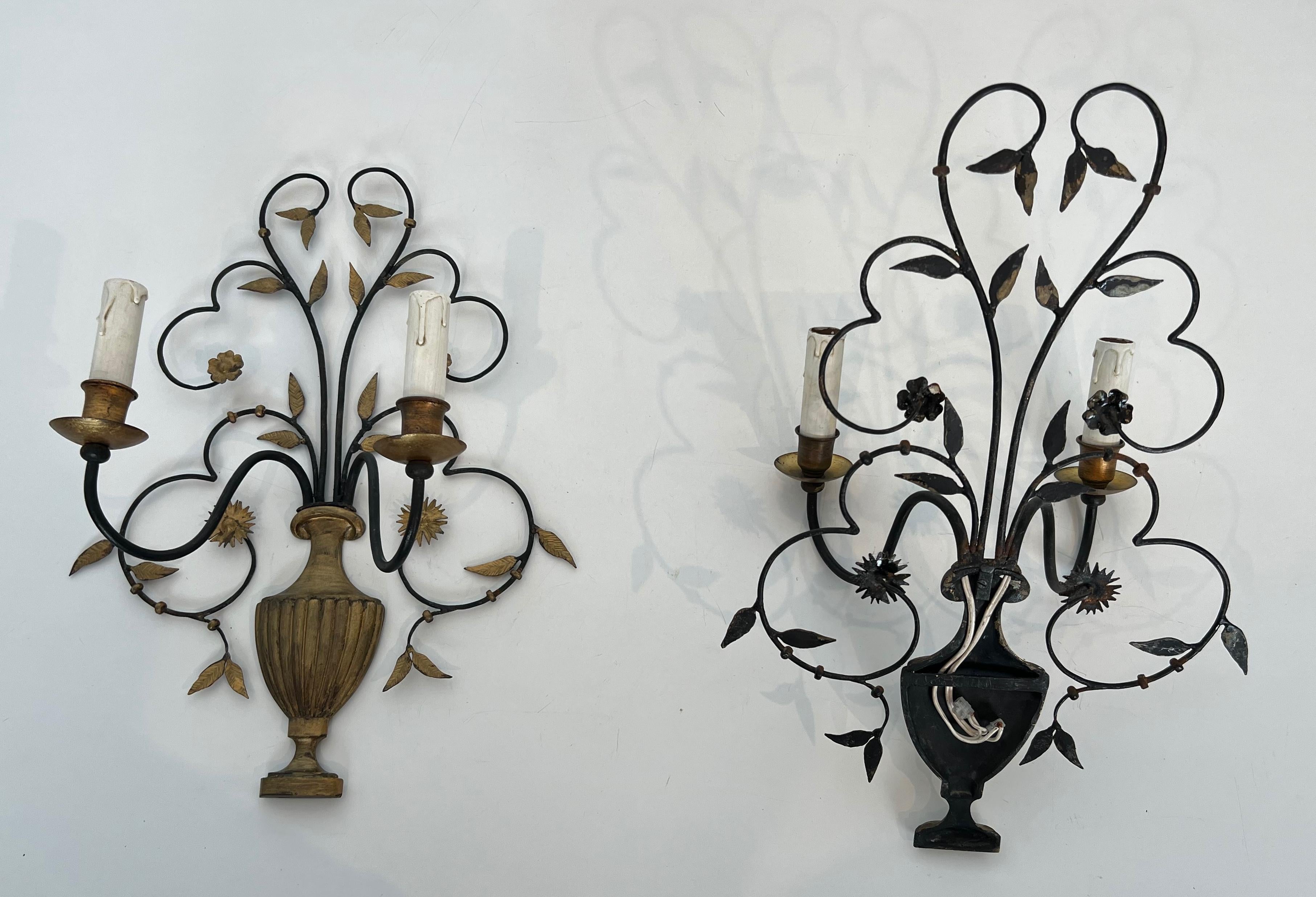 Pair of Large Decorative Wrought Iron and Gilded Wall Lights Representing a Bouq For Sale 12