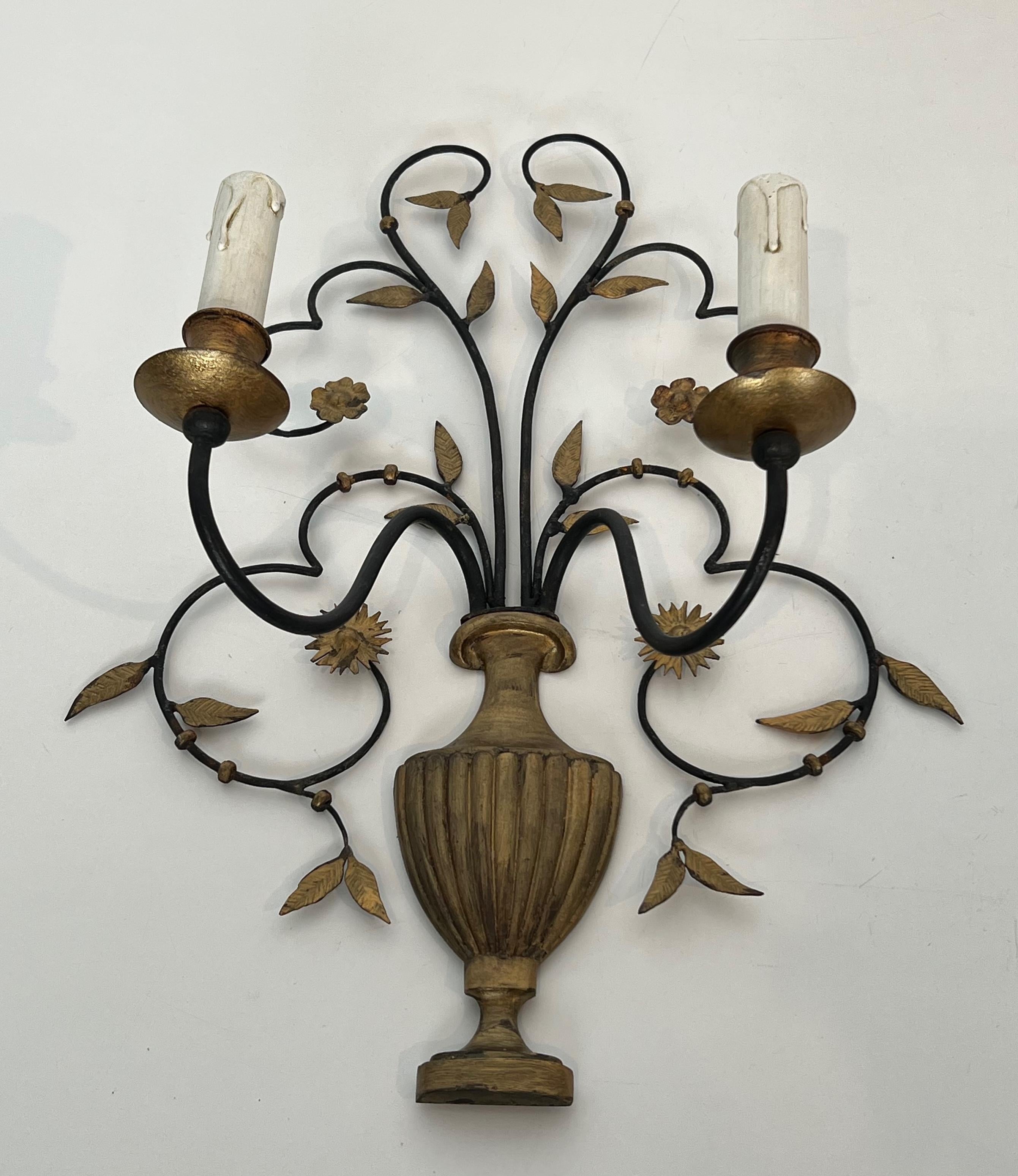French Pair of Large Decorative Wrought Iron and Gilded Wall Lights Representing a Bouq For Sale