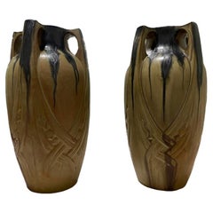 Paar große Denbac Französisch Art Nouveau Grès Flamme Keramik Vase