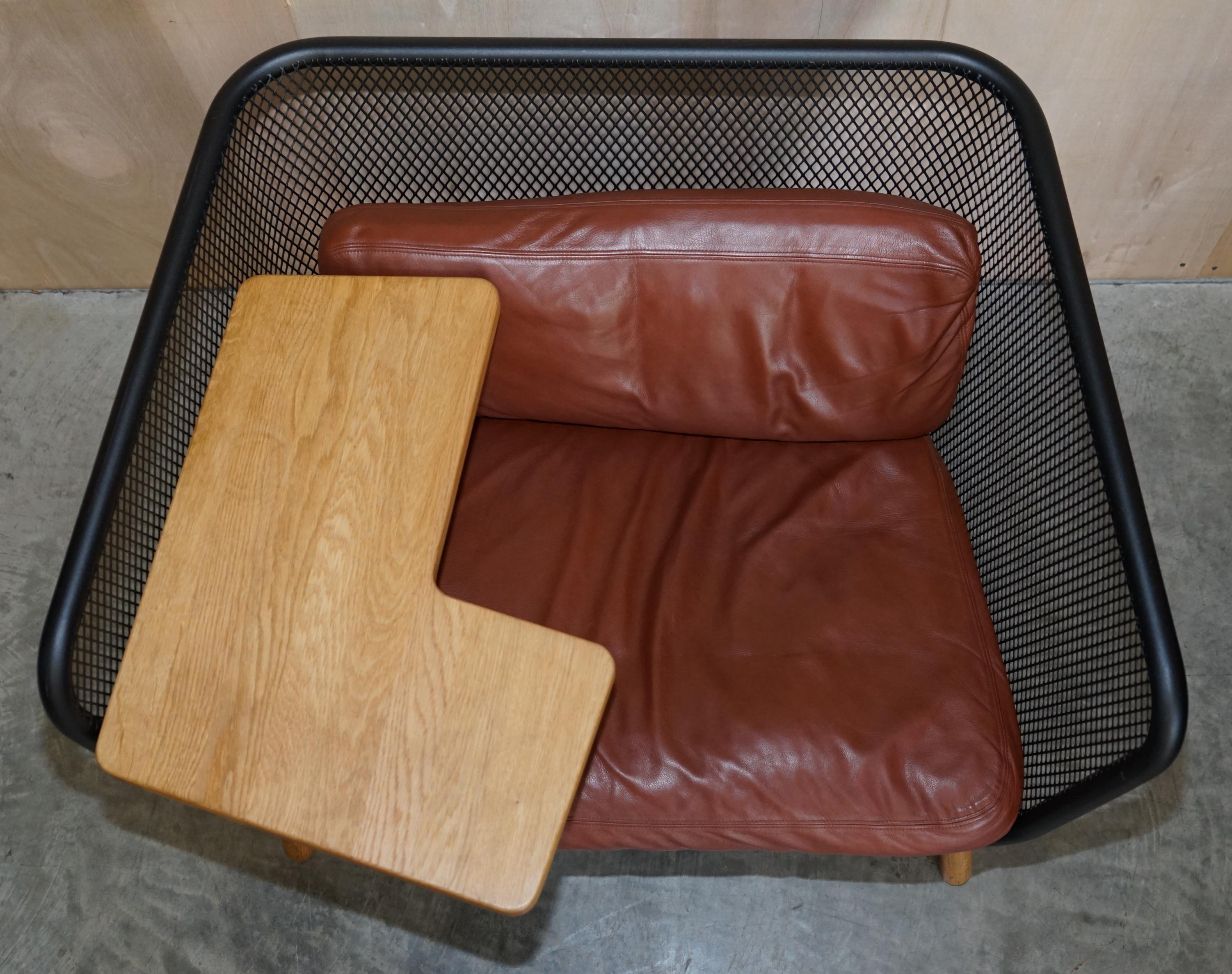 Suédois Paire de grands fauteuils design Thomas Bernstrand Bla Station en vente