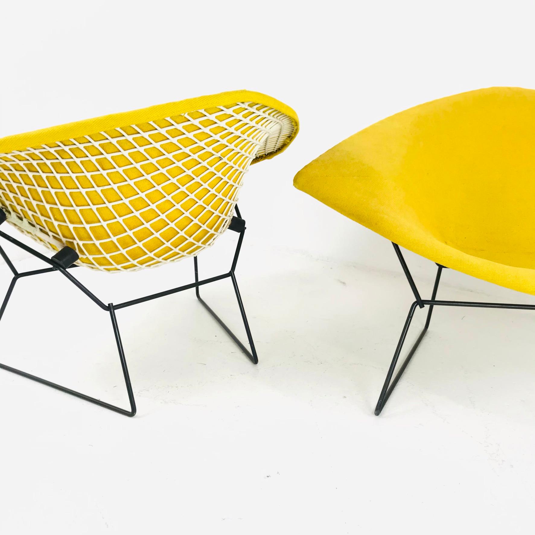 Mid-20th Century Pair of Large Diamond Chairs by Harry Bertoia for Knoll For Sale