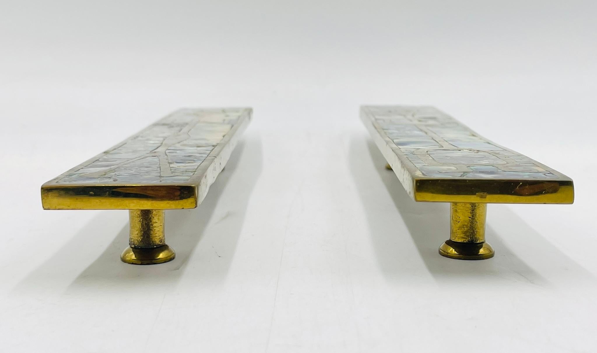 Mid-Century Modern Pair of Large Door Handles in Brass & Abalone, After Los Castillo, Mexico 1950's For Sale