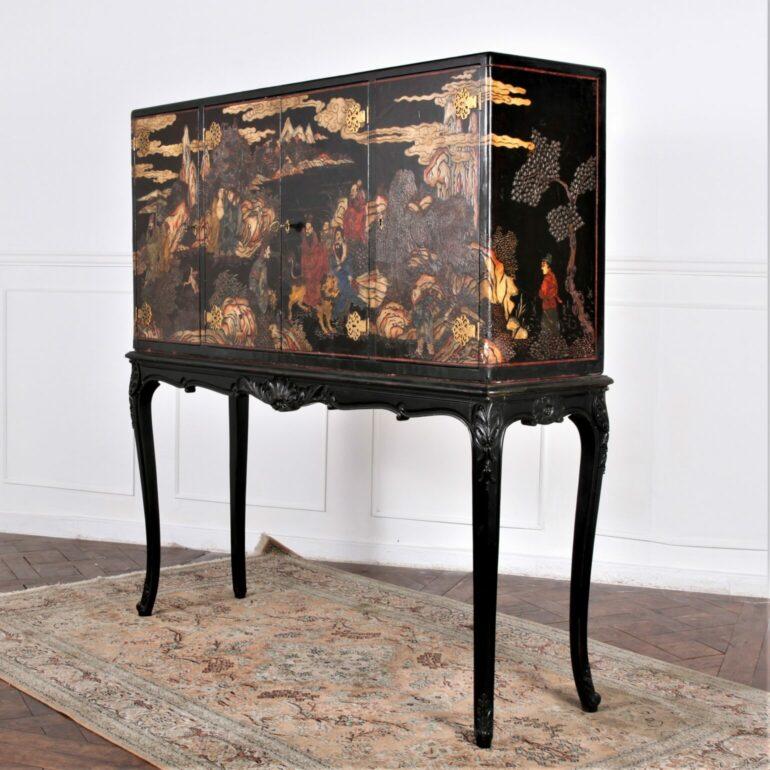 Pair of Large, Early 19th C. Chinoisserie Chests from Paris. C.1820.  For Sale 3