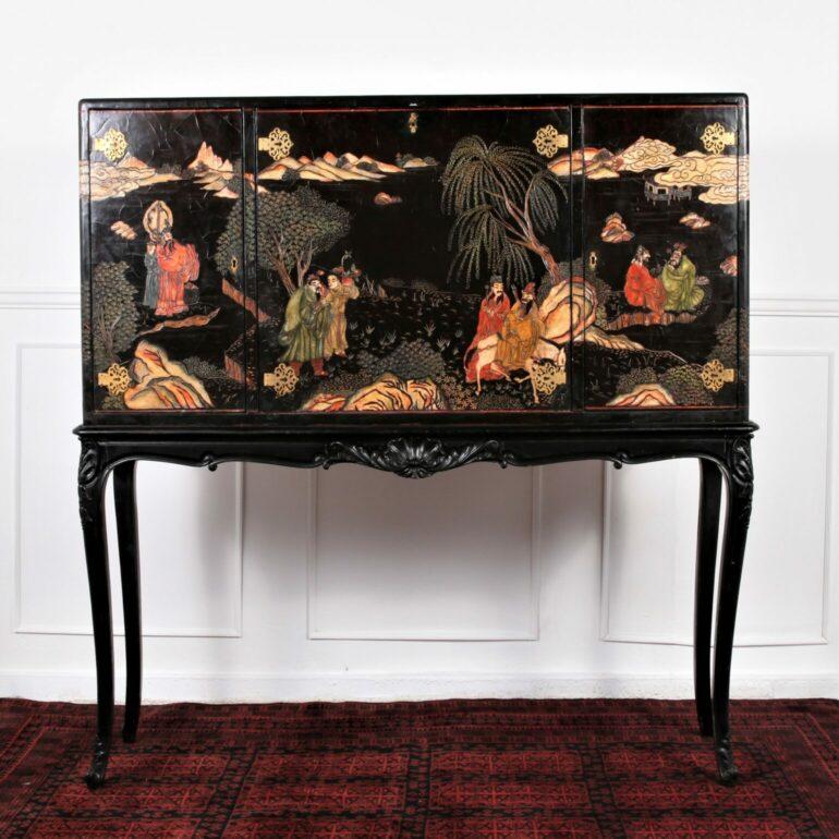 Pair of Large, Early 19th C. Chinoisserie Chests from Paris. C.1820.  For Sale 6