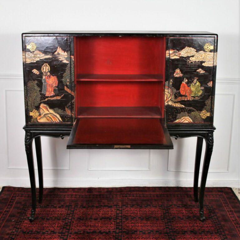 Pair of Large, Early 19th C. Chinoisserie Chests from Paris. C.1820.  For Sale 8