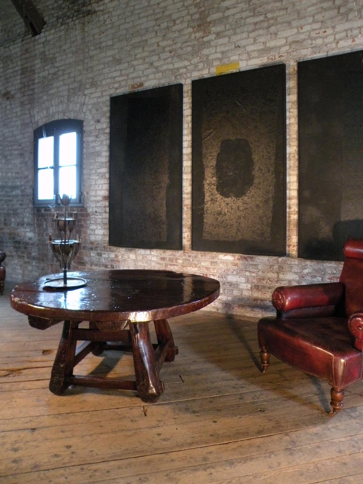 Pair of  Large early 20th century English Leather Club or library Chairs For Sale 4