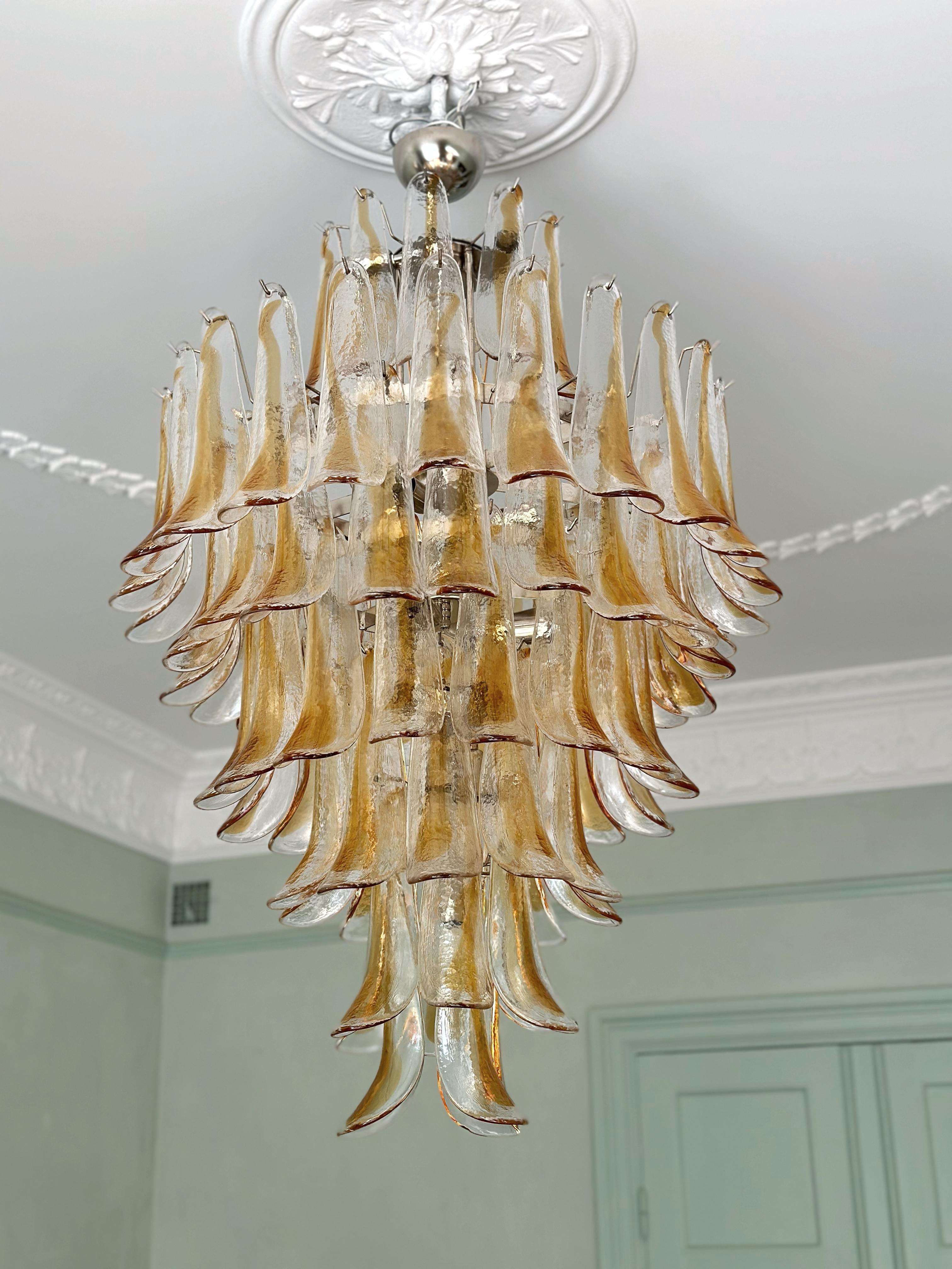 Pair of Large Hugh XL Eclectic Murano Chandeliers Amber Flamingo style For Sale 1