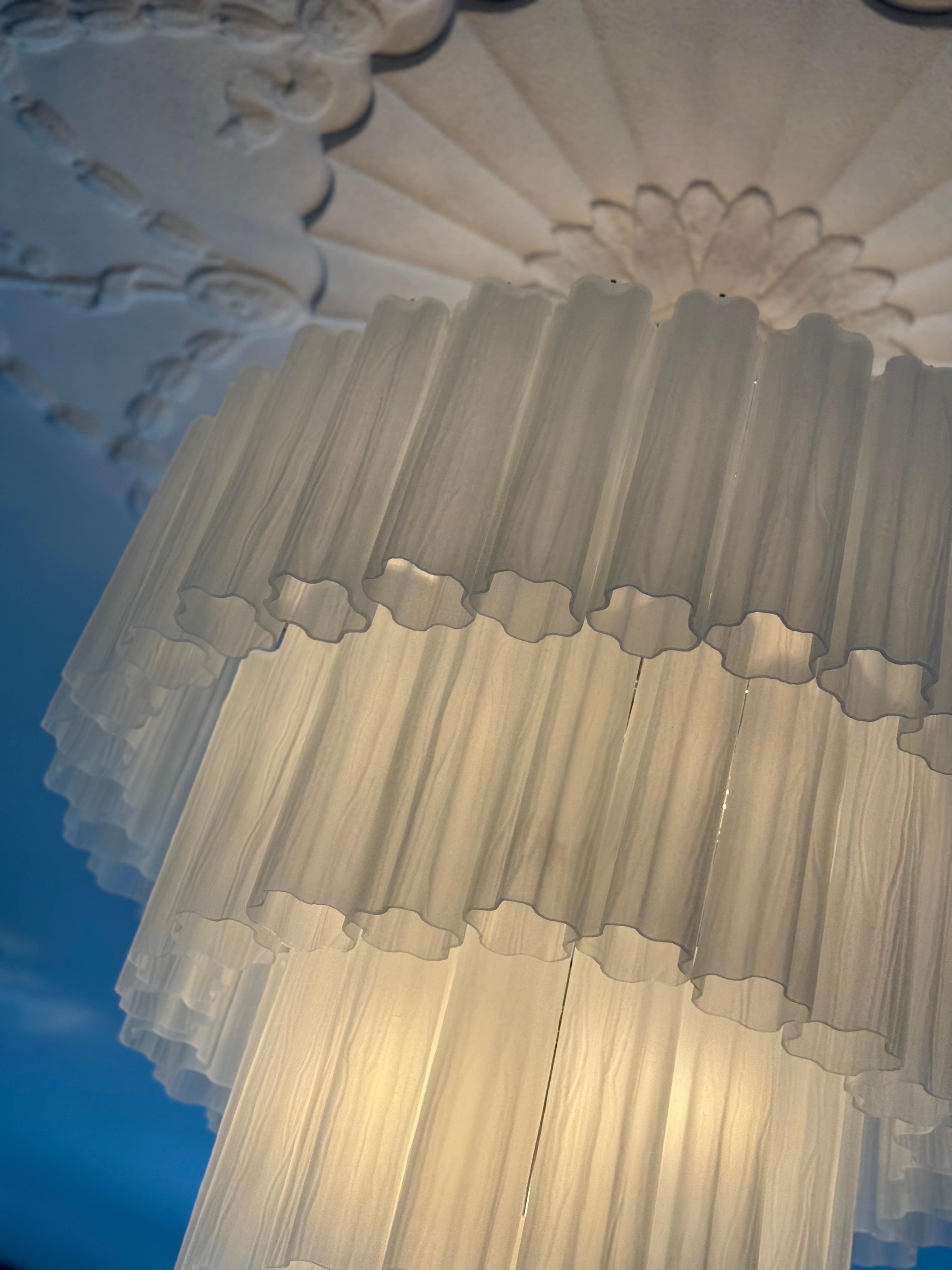 Pair of Large Eclectic White Statement Murano Chandeliers Tronchi Venini style. For Sale 3