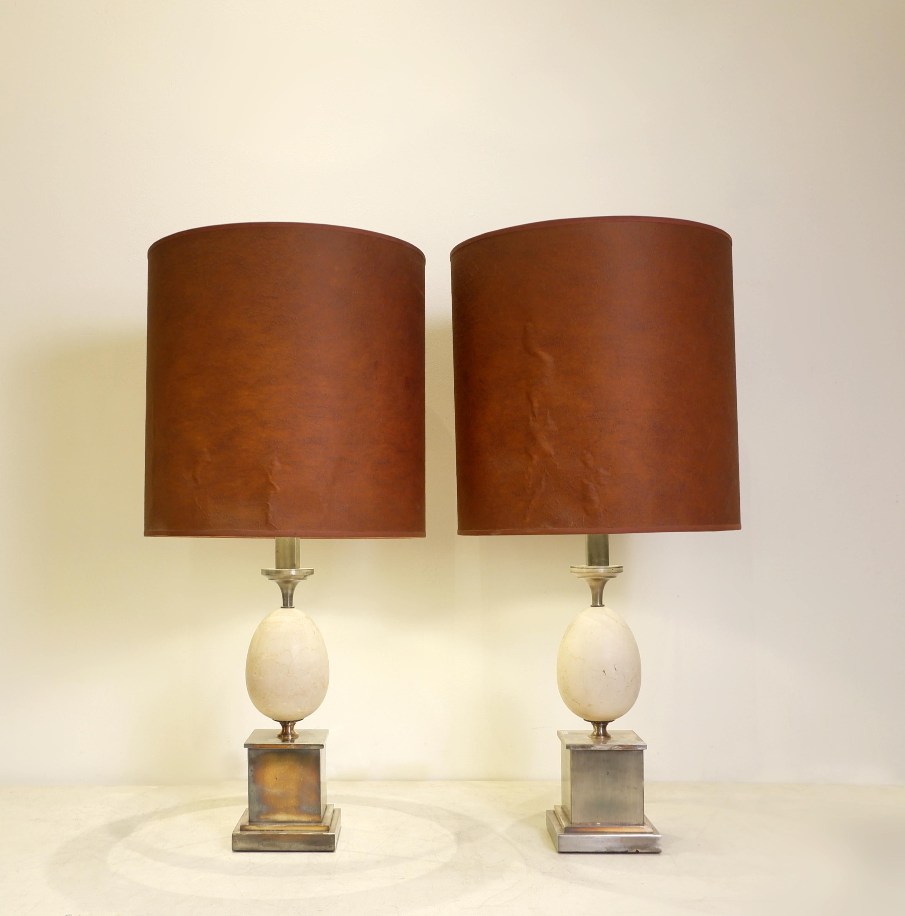 Paire de lampes à œuf dans le style de la Maison Charles
Dimensions   D :  39 cm (15.35