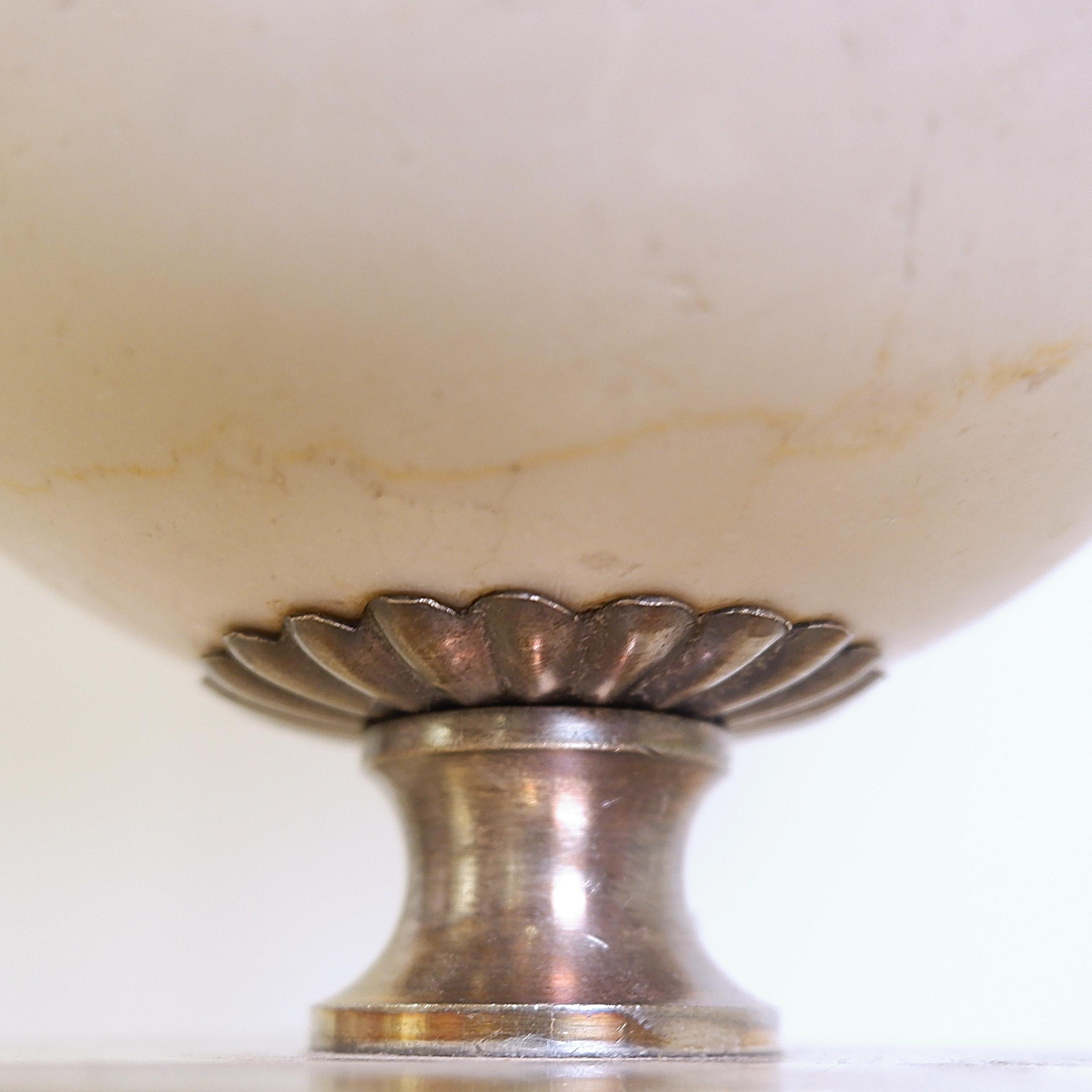 20ième siècle Paire de grandes lampes à œuf dans le style de la Maison Charles - 1970 en vente