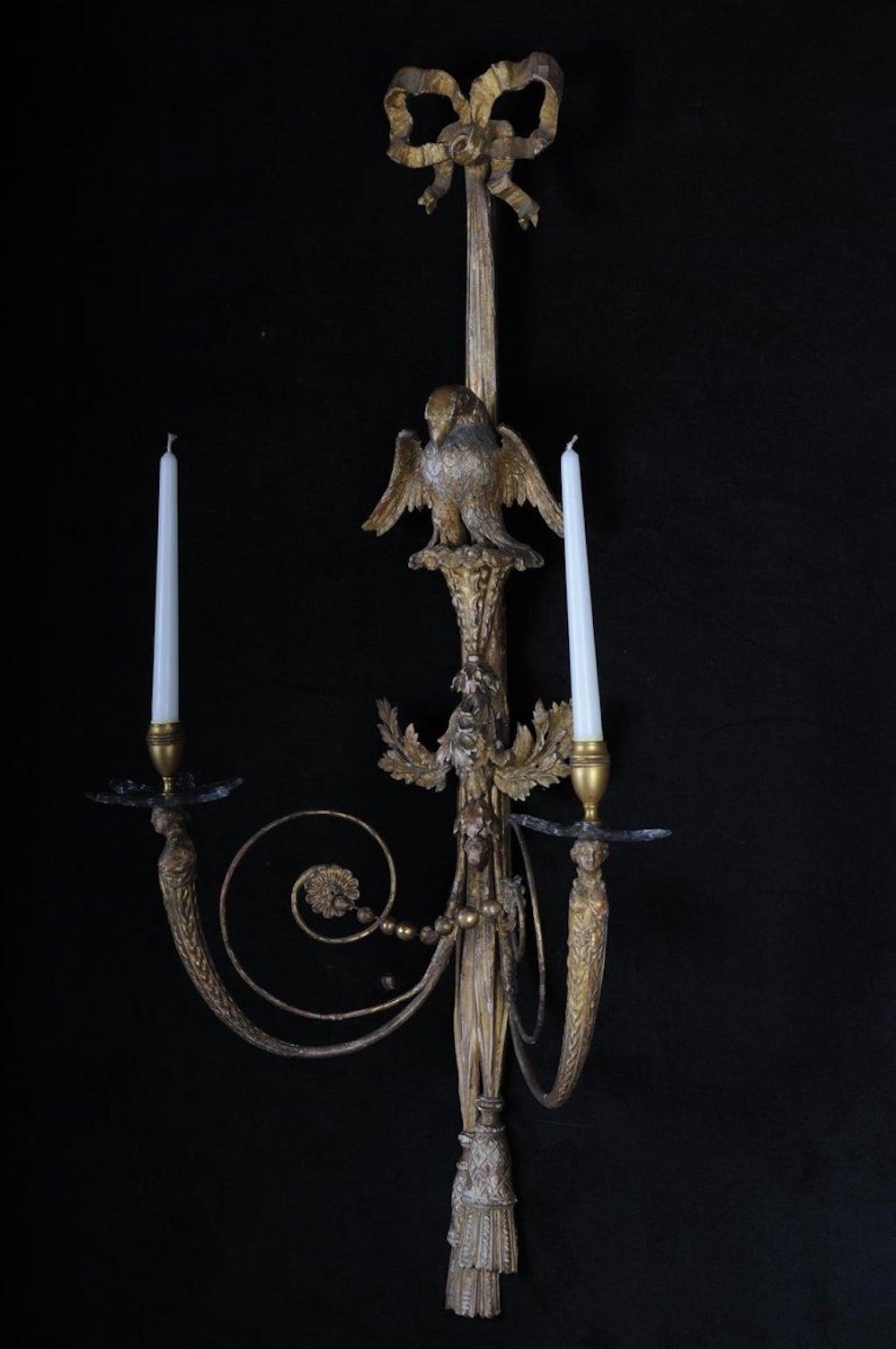 Pair of Large Empire Appliqués / Sconces circa 1800, Gilded Linden Wood For Sale 4