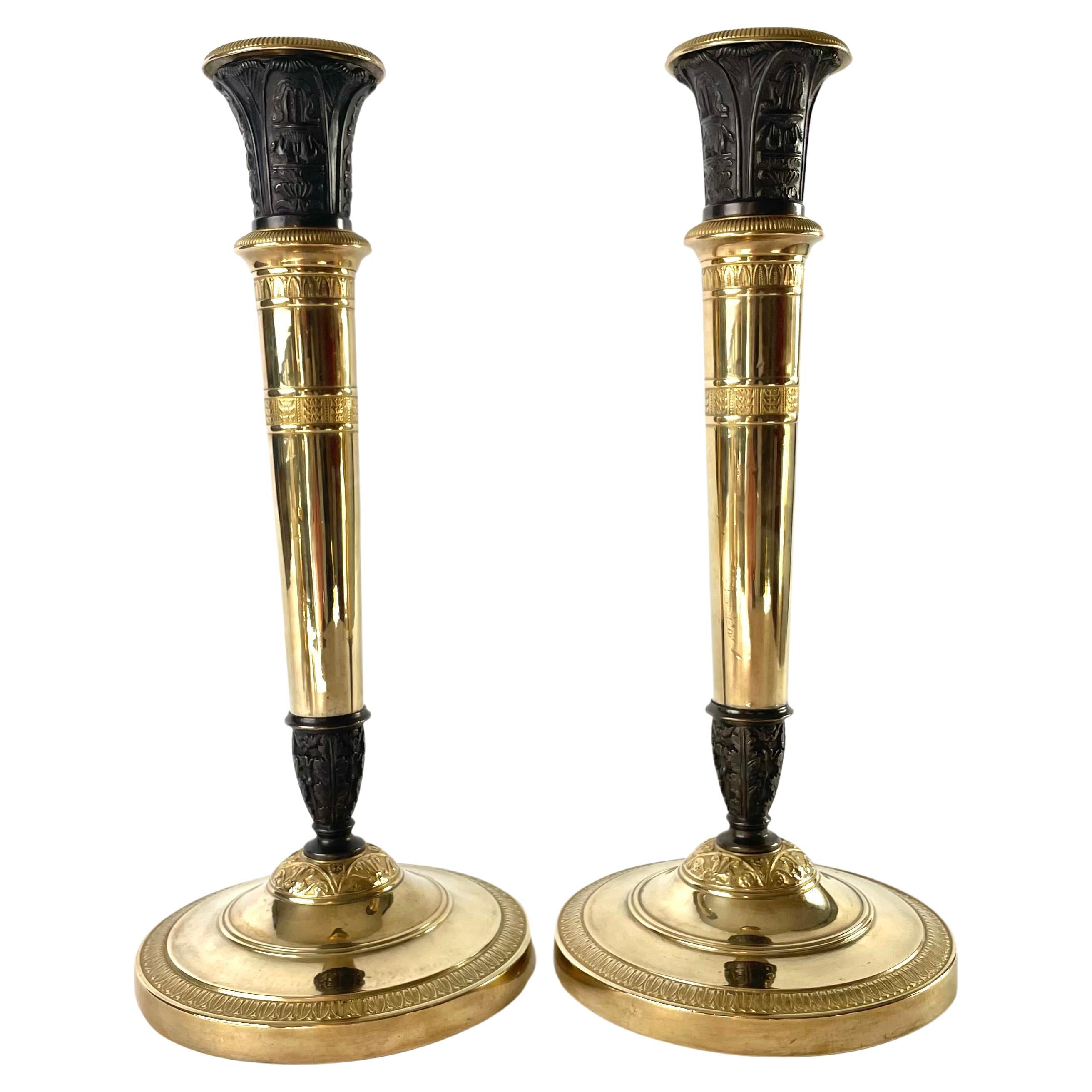 Paire de grands chandeliers Empire, convertis en candélabres. France 1820s en vente