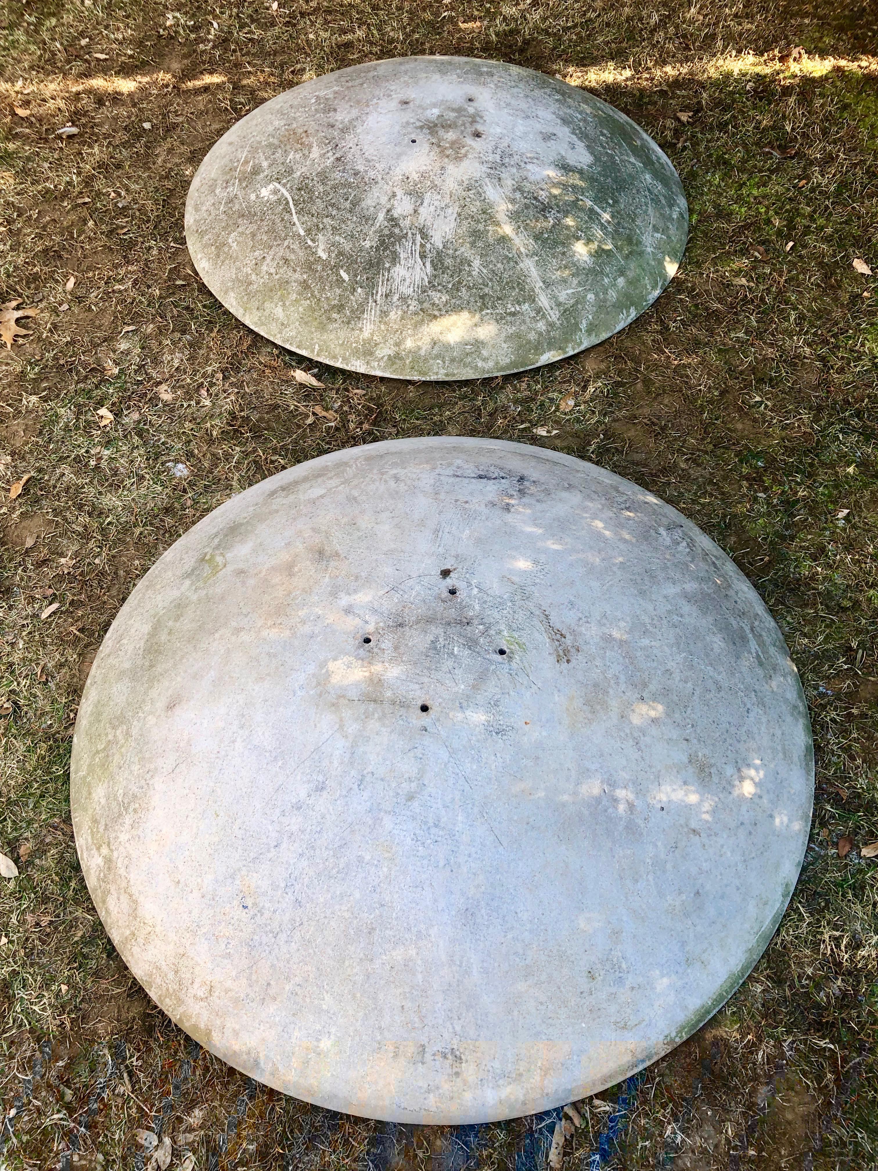 Pair of Large Eternit Saucer Planters Designed by Willy Guhl In Good Condition For Sale In Woodbury, CT