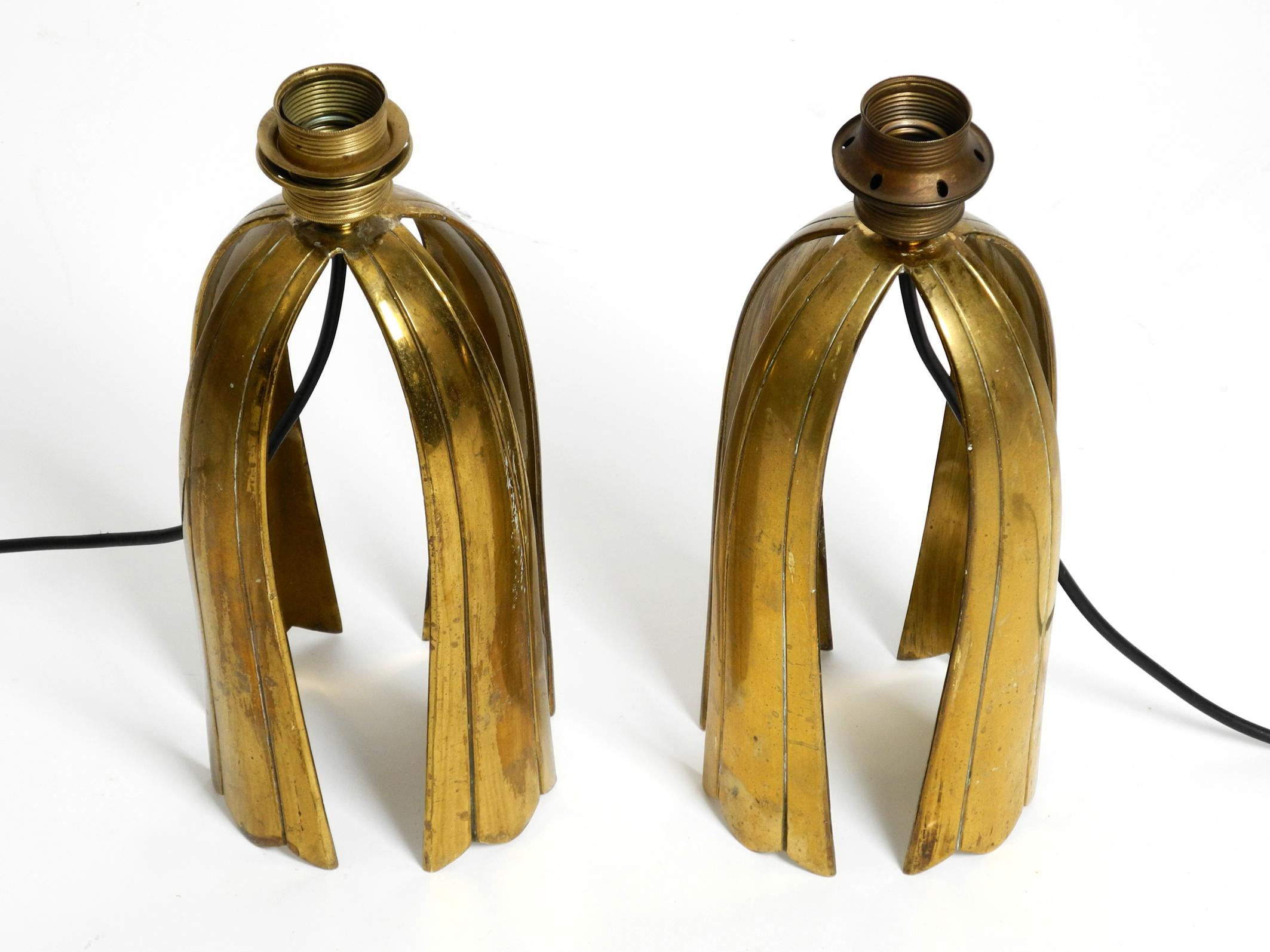 Pair of large extraordinary heavy Mid Century brass table lamps For Sale 8