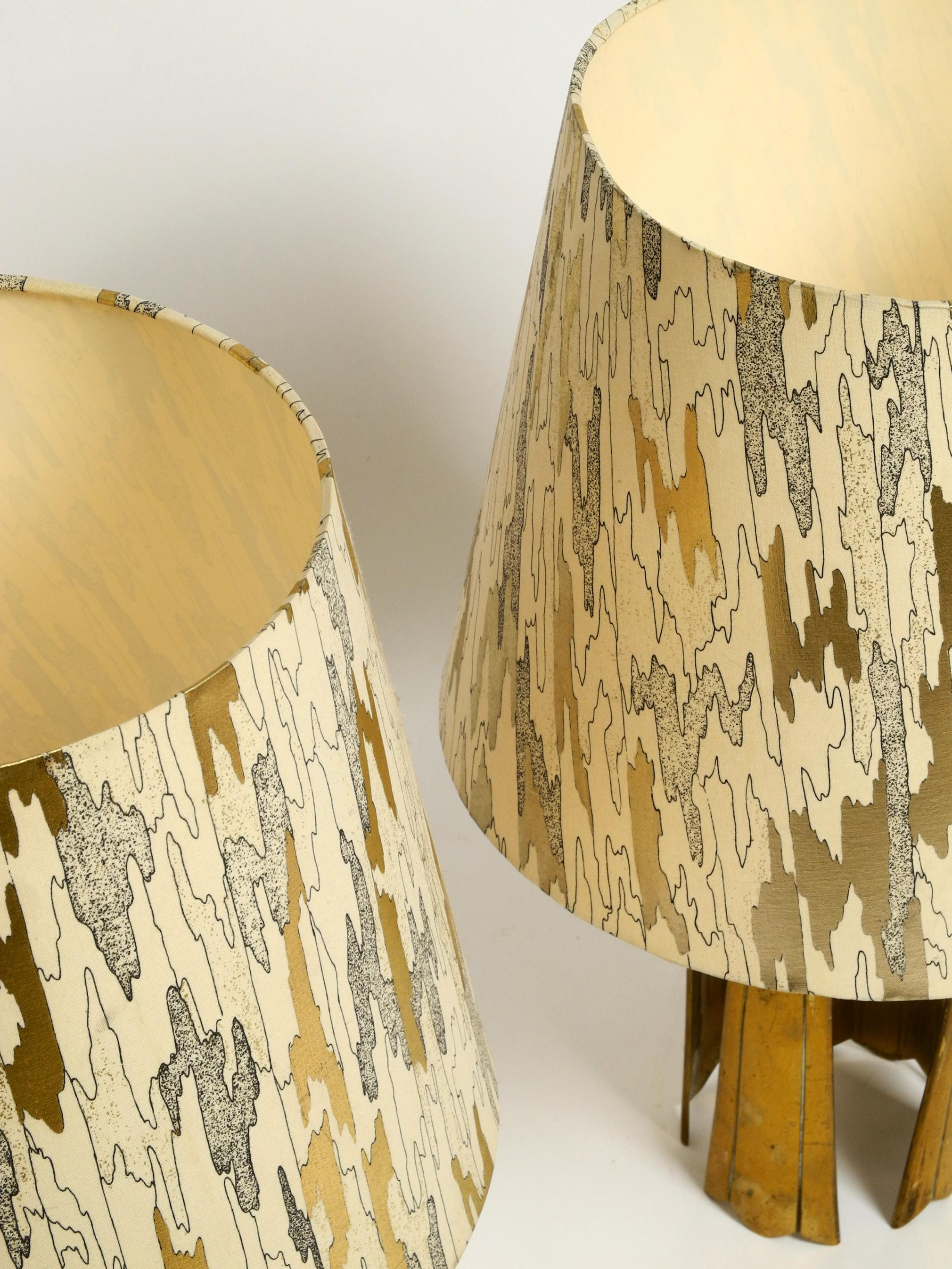 Pair of large extraordinary heavy Mid Century brass table lamps For Sale 2