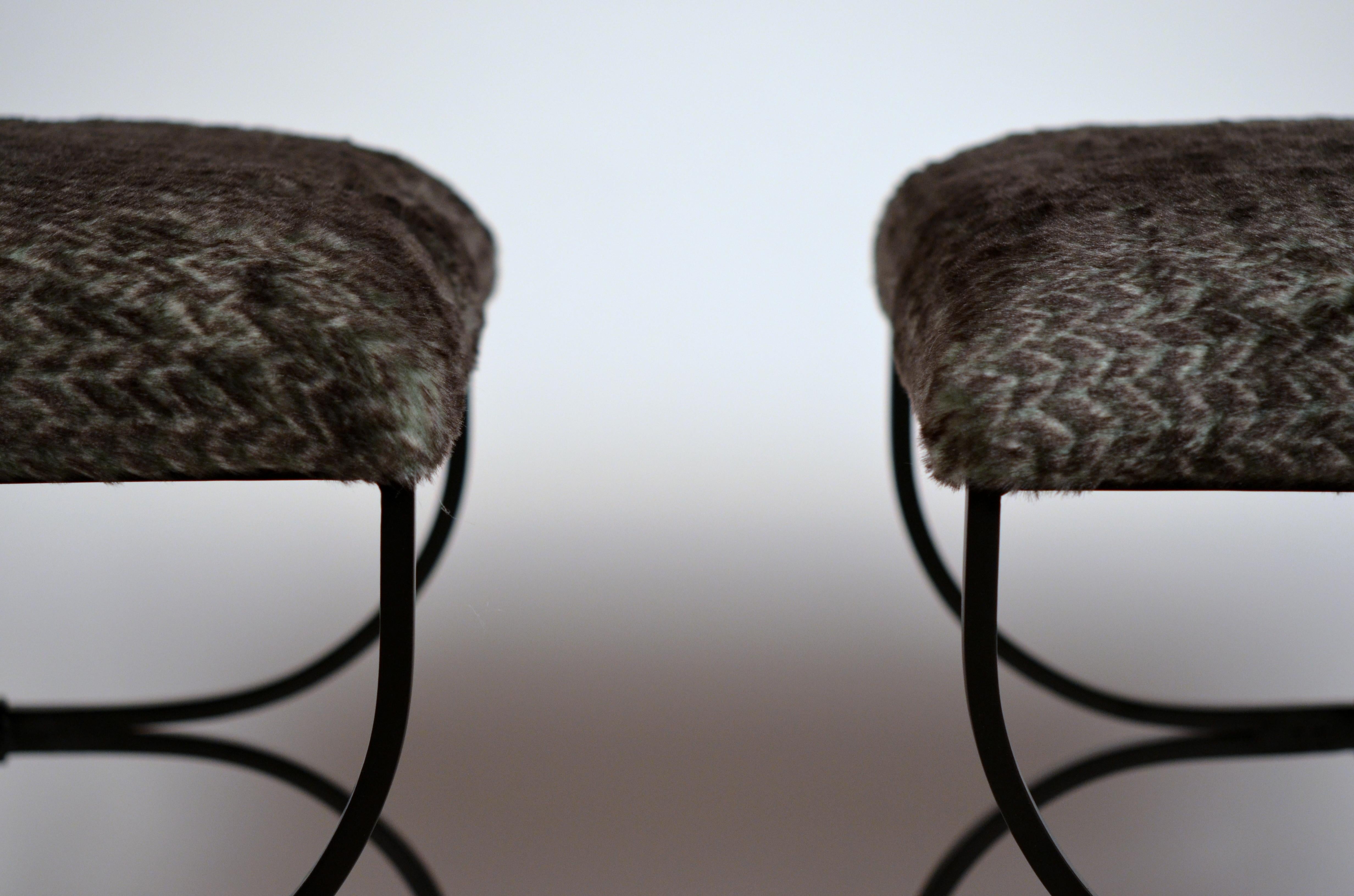 Blackened Pair of Large Faux Fur 'Strapontin' Stools by Design Frères For Sale