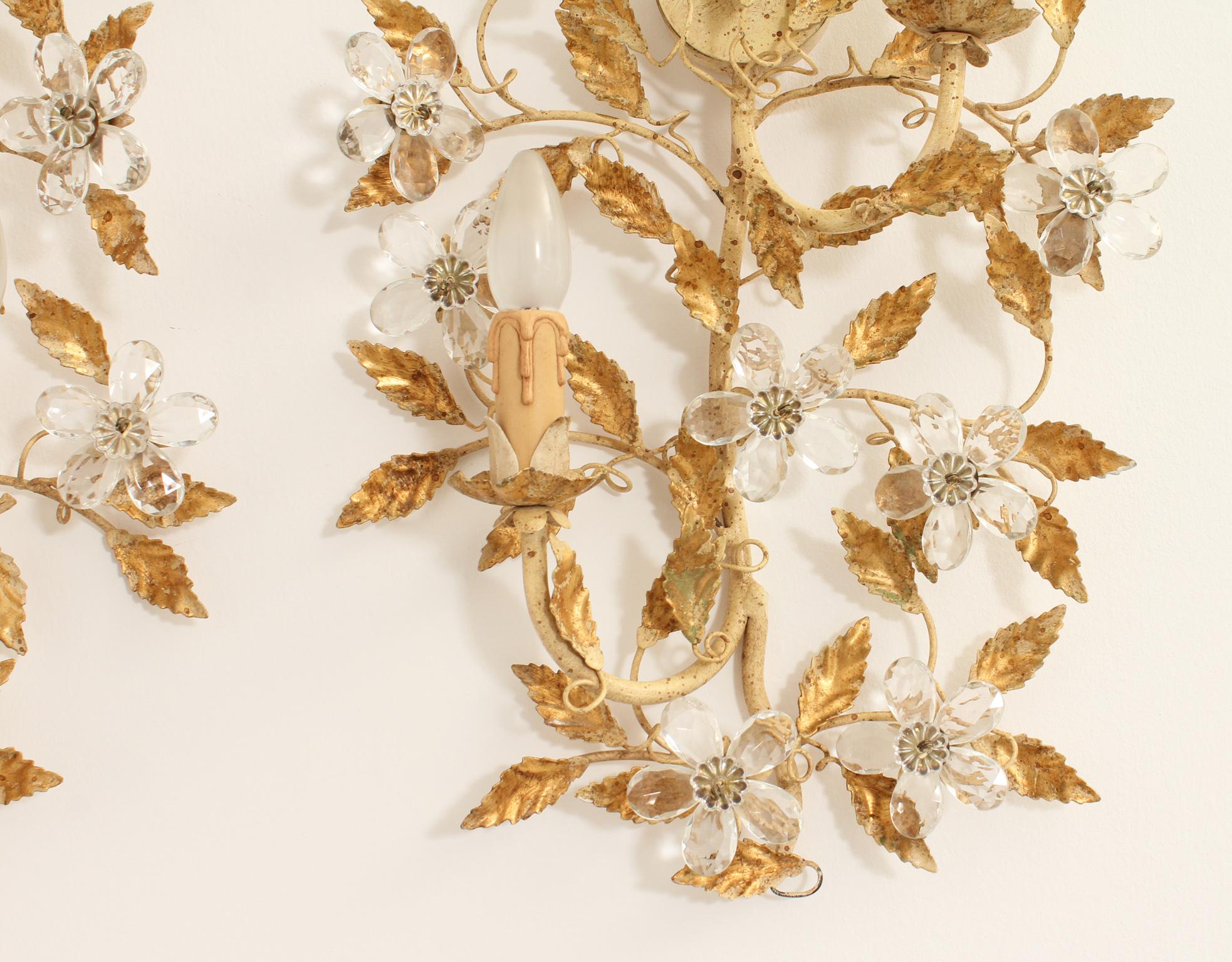 Métal Paire de grandes appliques florales en métal doré des années 1960, Espagne en vente
