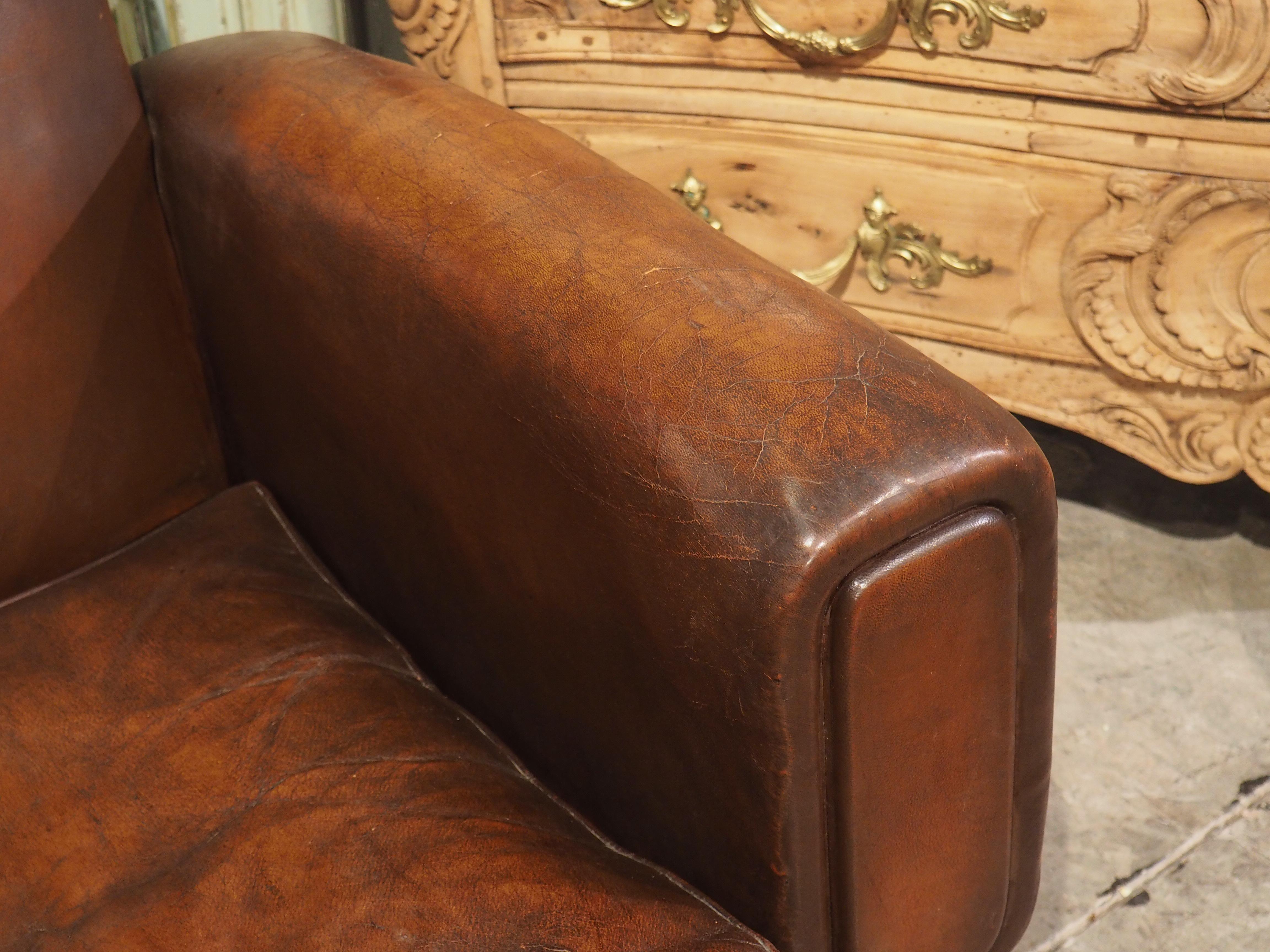 Pair of Large French Art Deco Leather Club Chairs, circa 1930s 4