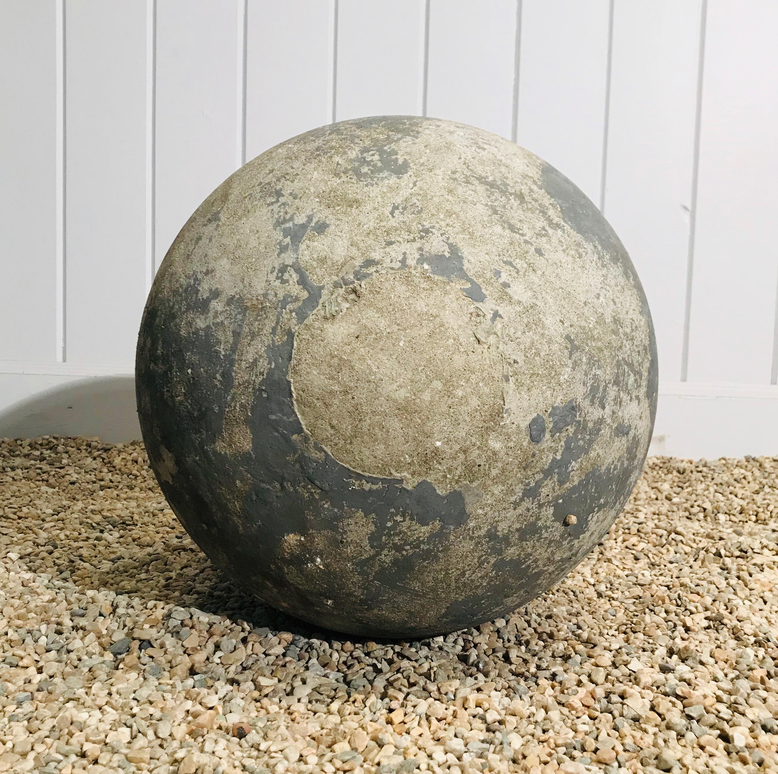 Pair of Large French Cast Stone Balls In Good Condition In Woodbury, CT