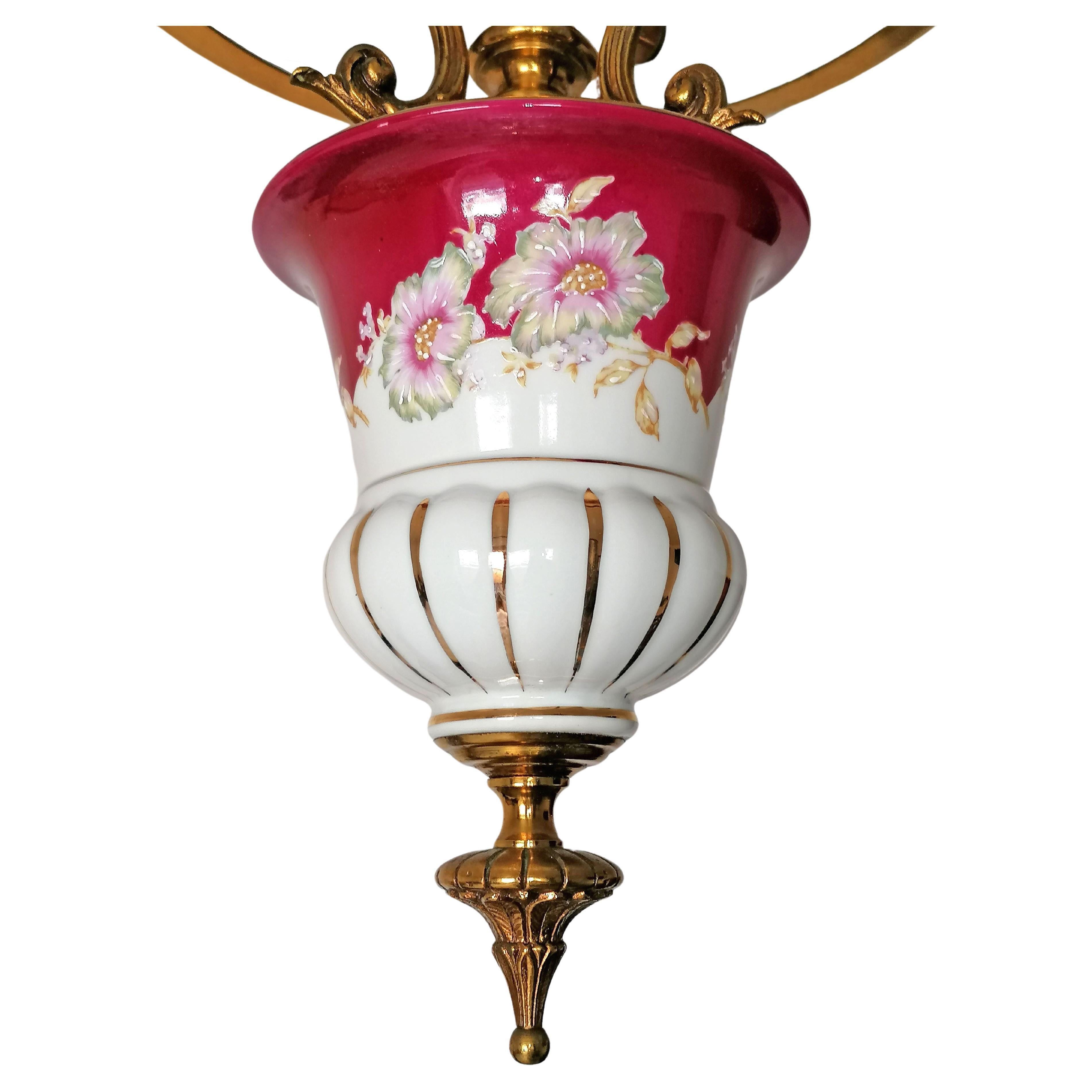 Große französische Kronleuchter-Öllampe aus rot-rosa Porzellan und vergoldeter Bronze, Paar im Angebot 3