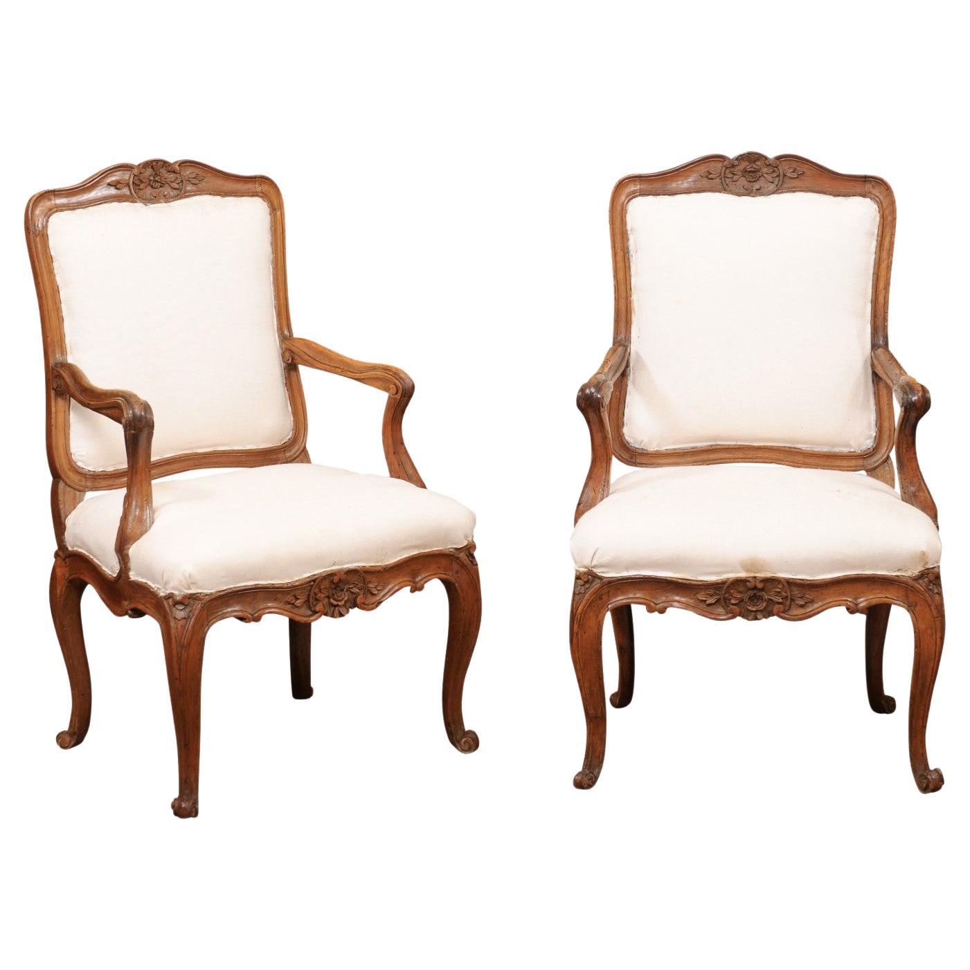 Pair of Large French Louis XV Walnut Fauteuils, 18th Century For Sale ...