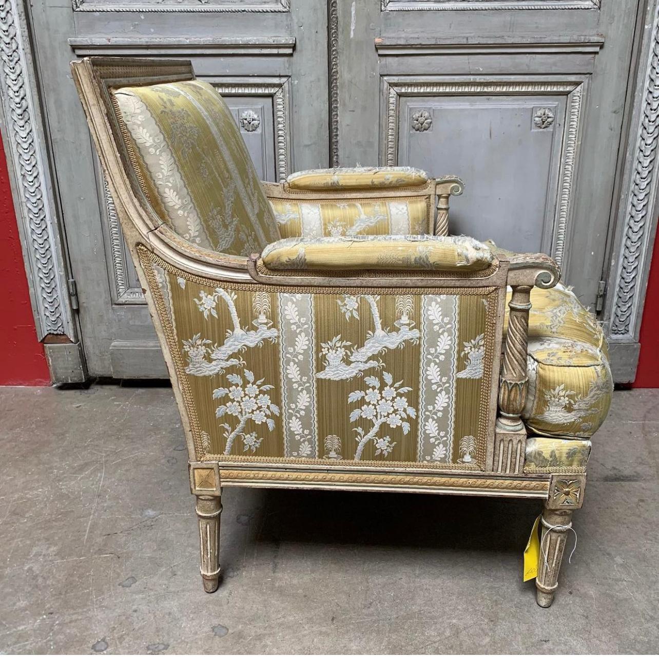 Pair of Large French Louis XVI Style Bergeres with a Painted Finish In Good Condition In Dallas, TX