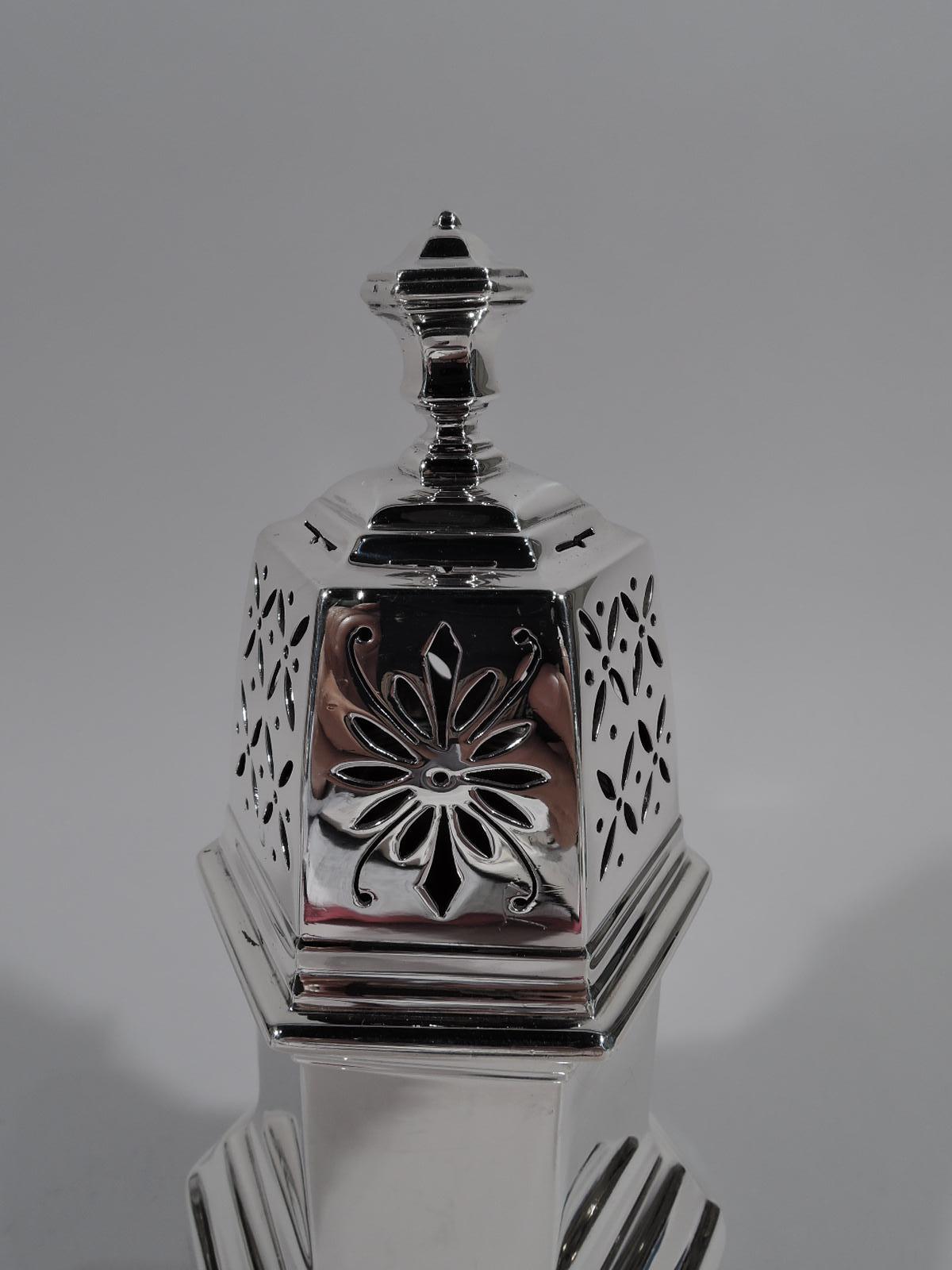 Pair of Large French Modern Classical Silver Sugar Casters by Tetard In Excellent Condition In New York, NY
