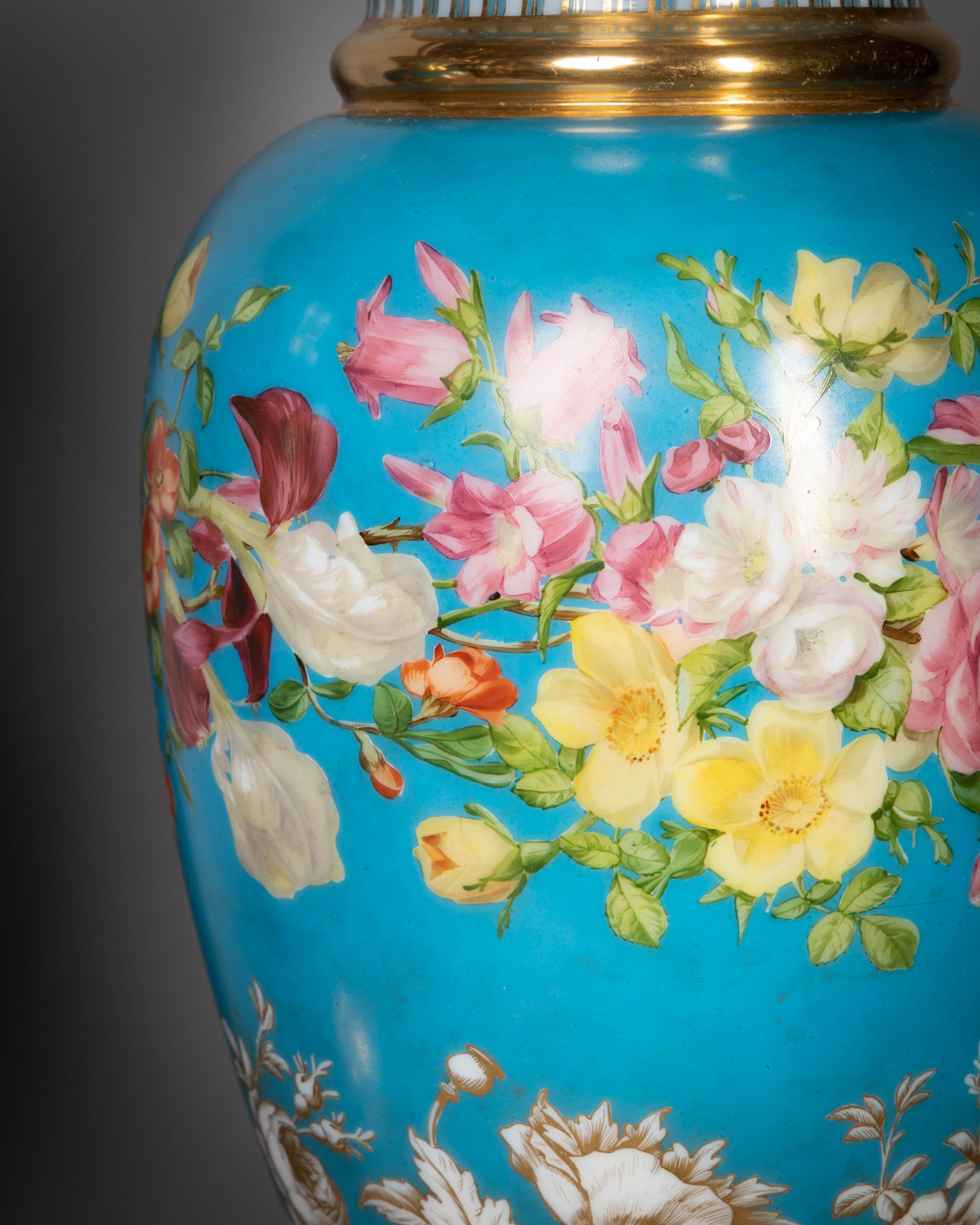 Pareja de grandes jarrones French Opaline, hacia 1830 Francés en venta