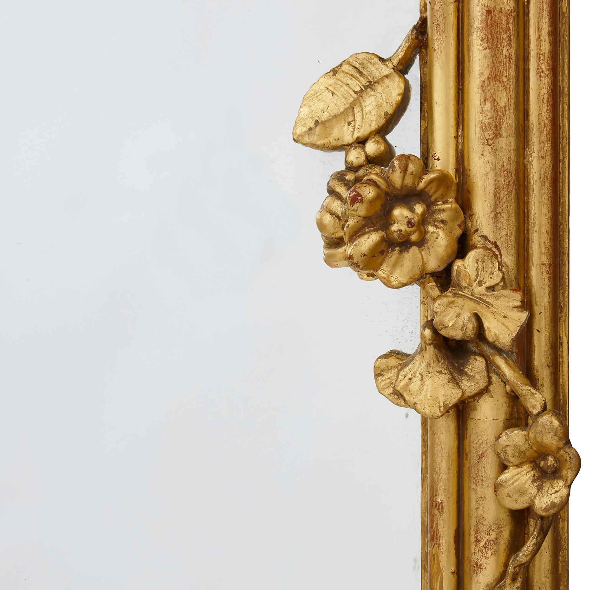 Bois doré Paire de grands miroirs muraux en bois doré de style néo-rococo français en vente