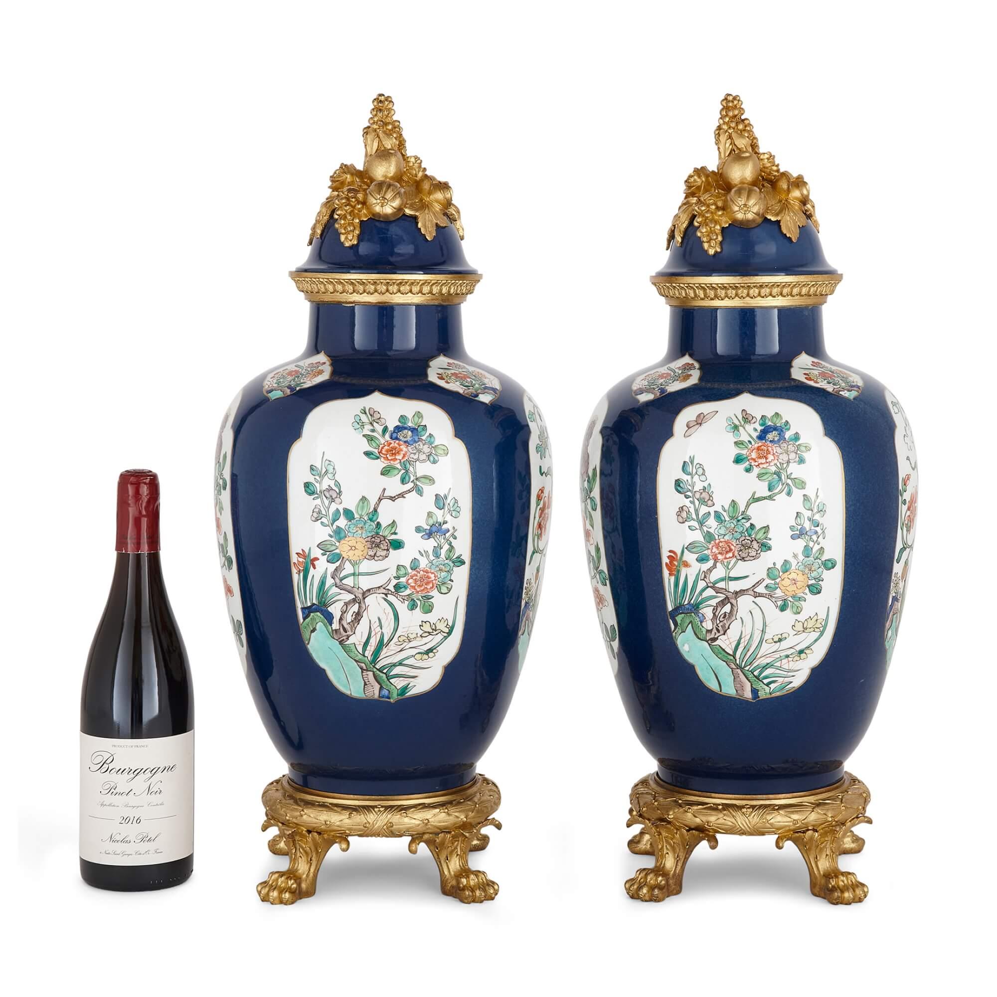Pair of Large French Samson Porcelain and Gilt Bronze Chinoiserie Vases  For Sale 2